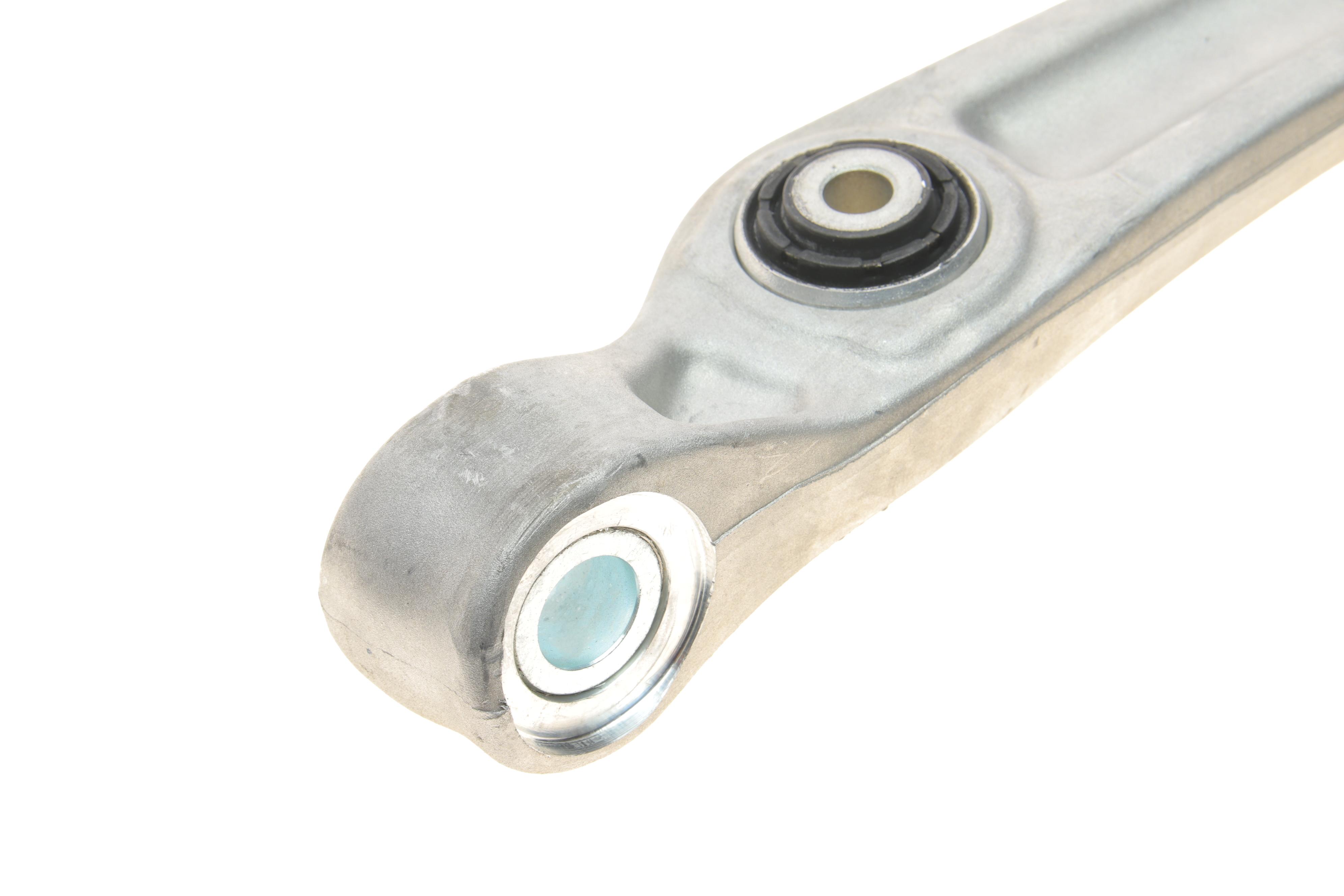 Важіль підвіски (передній/знизу/спереду) (L) Audi Q7/Q8/VW Touareg 15-