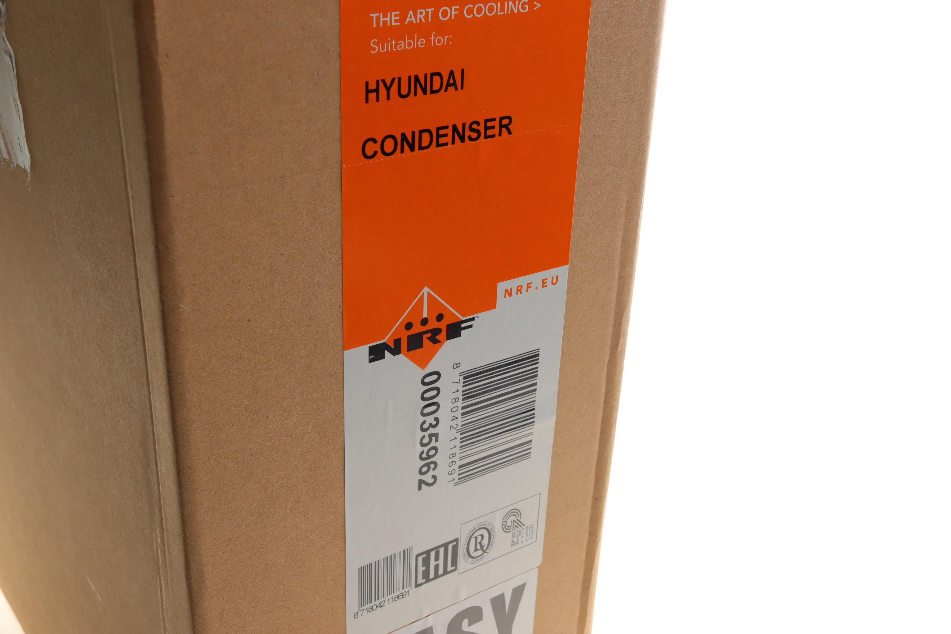 Радіатор кондиціонера (з осушувачем) Hyundai Sonata/Kia Magentis 2.0-3.3 05-