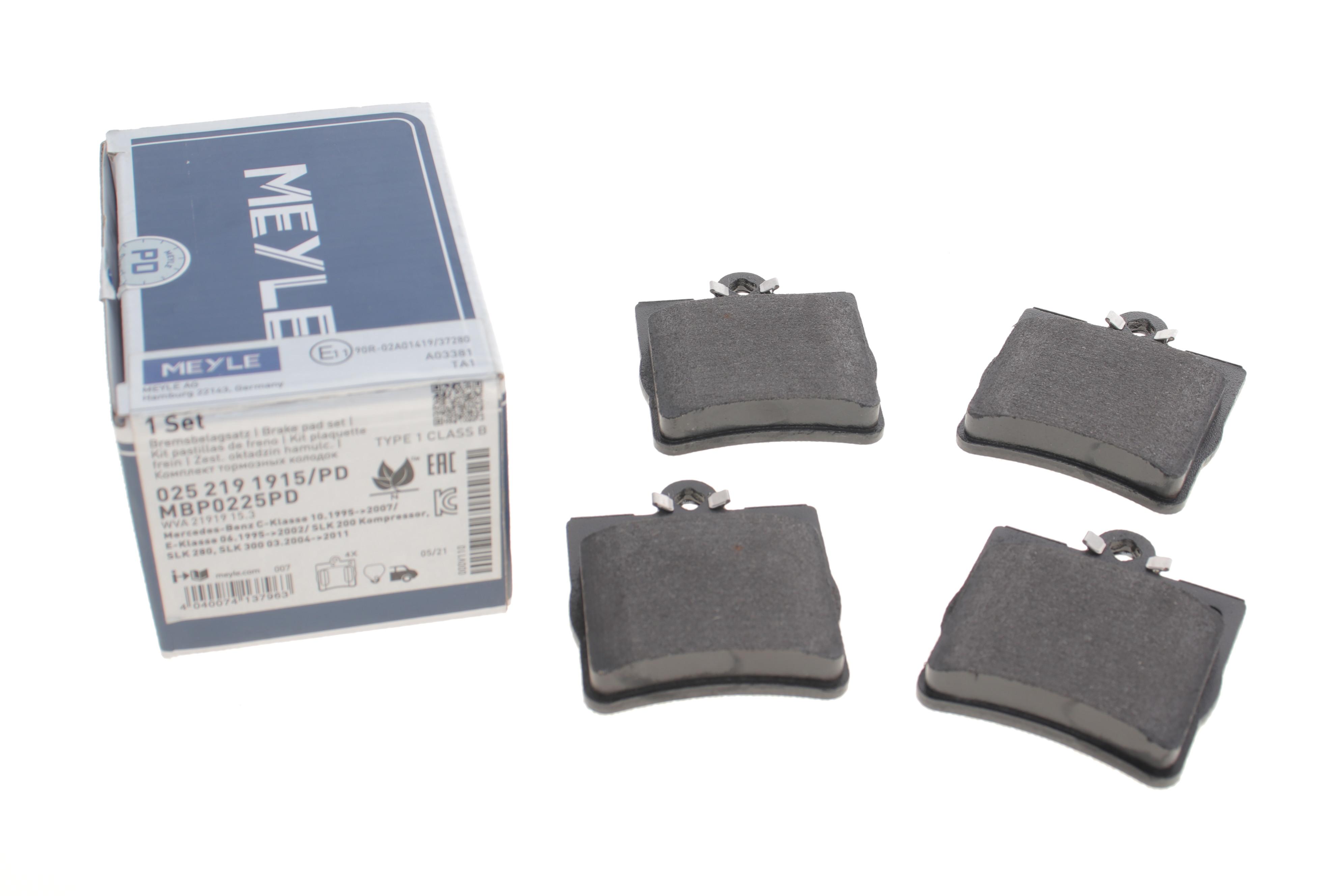 Колодки тормозные (задние) MB (W202/203/208/210) 93-11