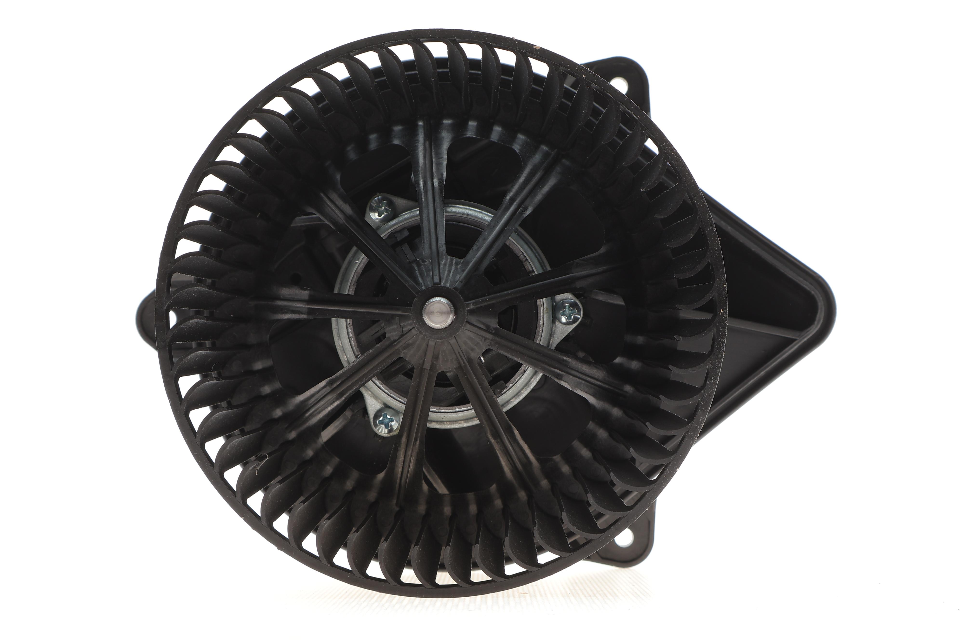 Моторчик пічки Renault Trafic/Opel Vivaro 1.9-2.5D 01-