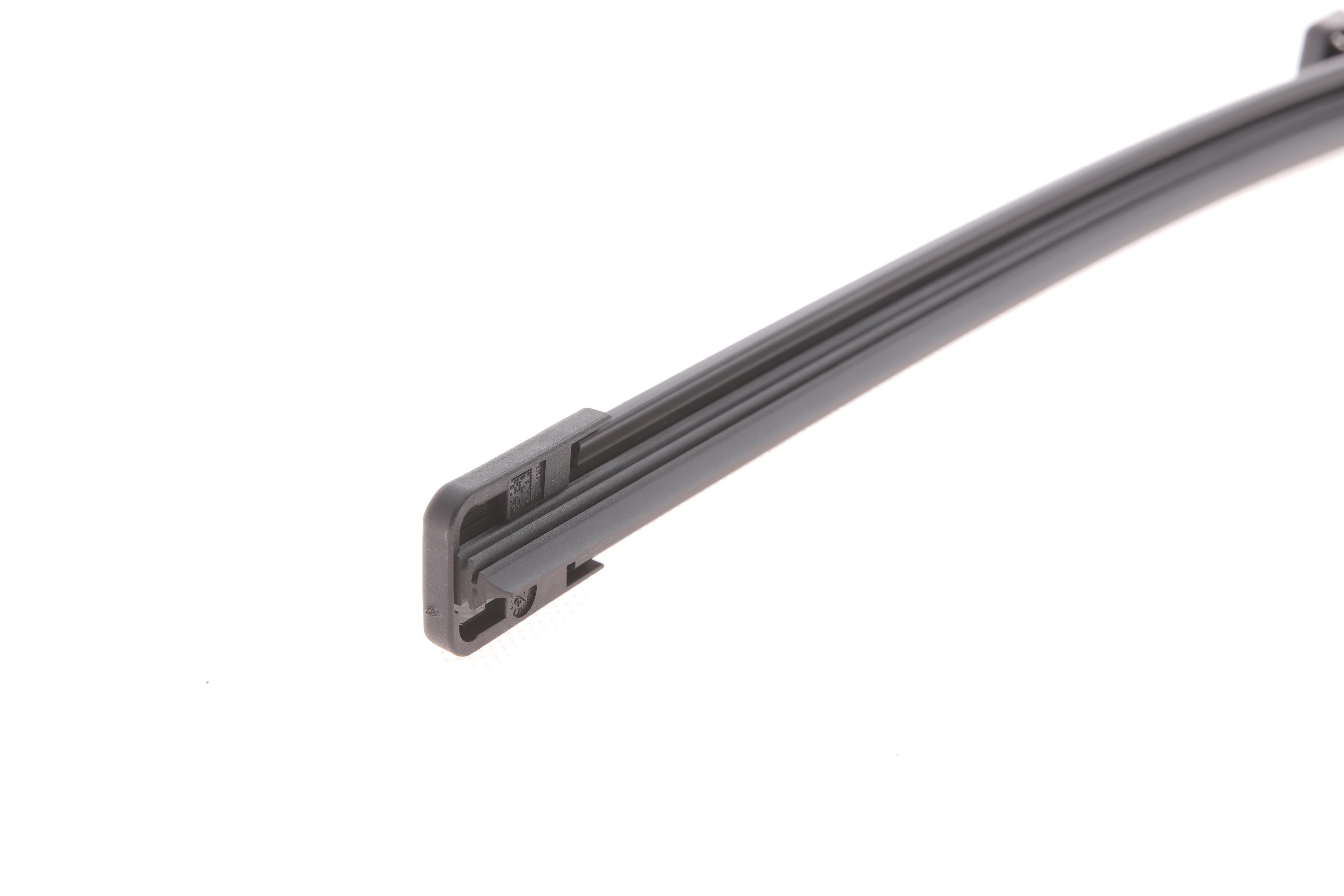 Щетки стеклоочистителя (550/450mm) BMW 1 (F20)/2 (F22/F23) 10-