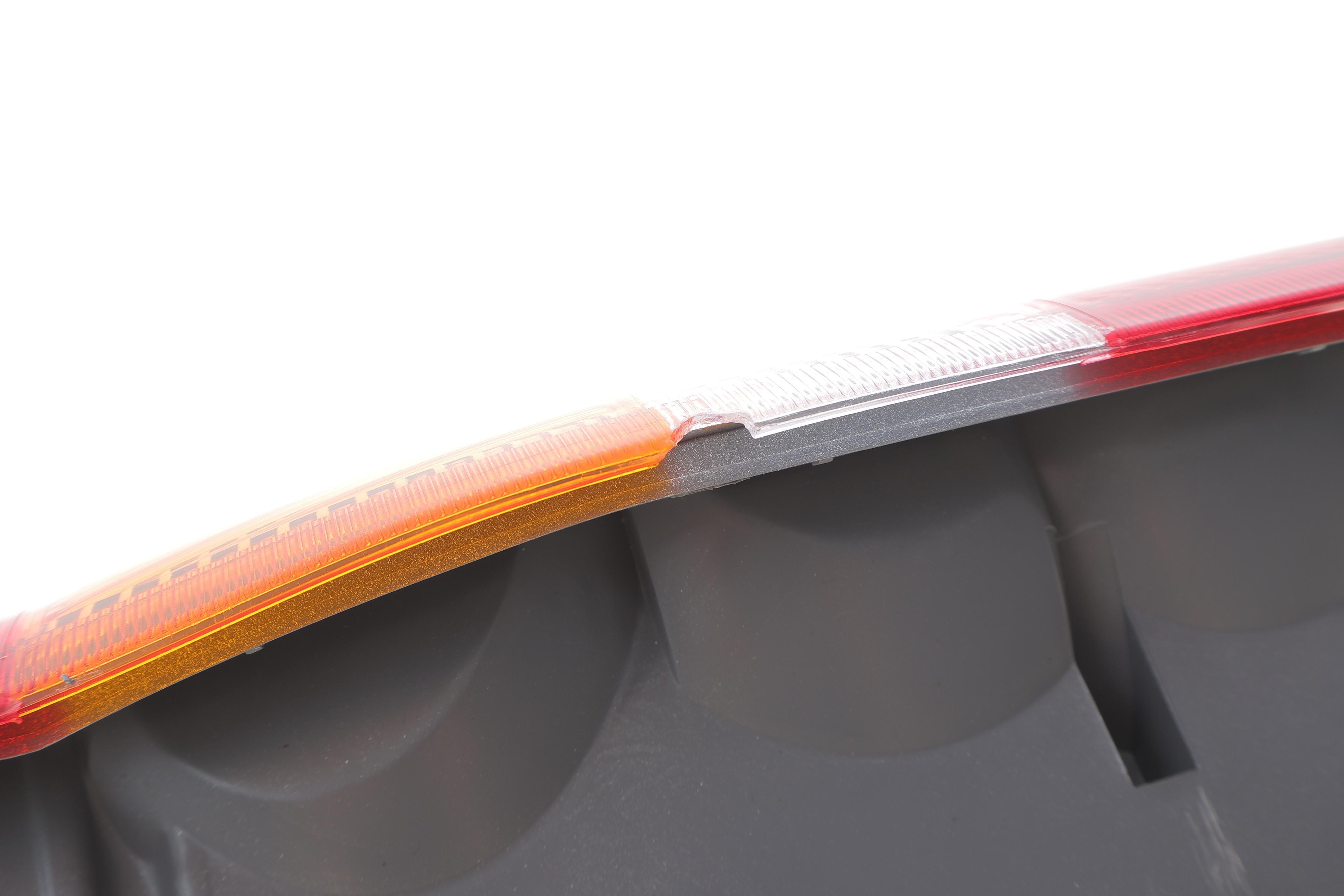 Ліхтар задній Ford Transit 00-06 (L) (P21/5W/P21W)(незначне пошкодження)