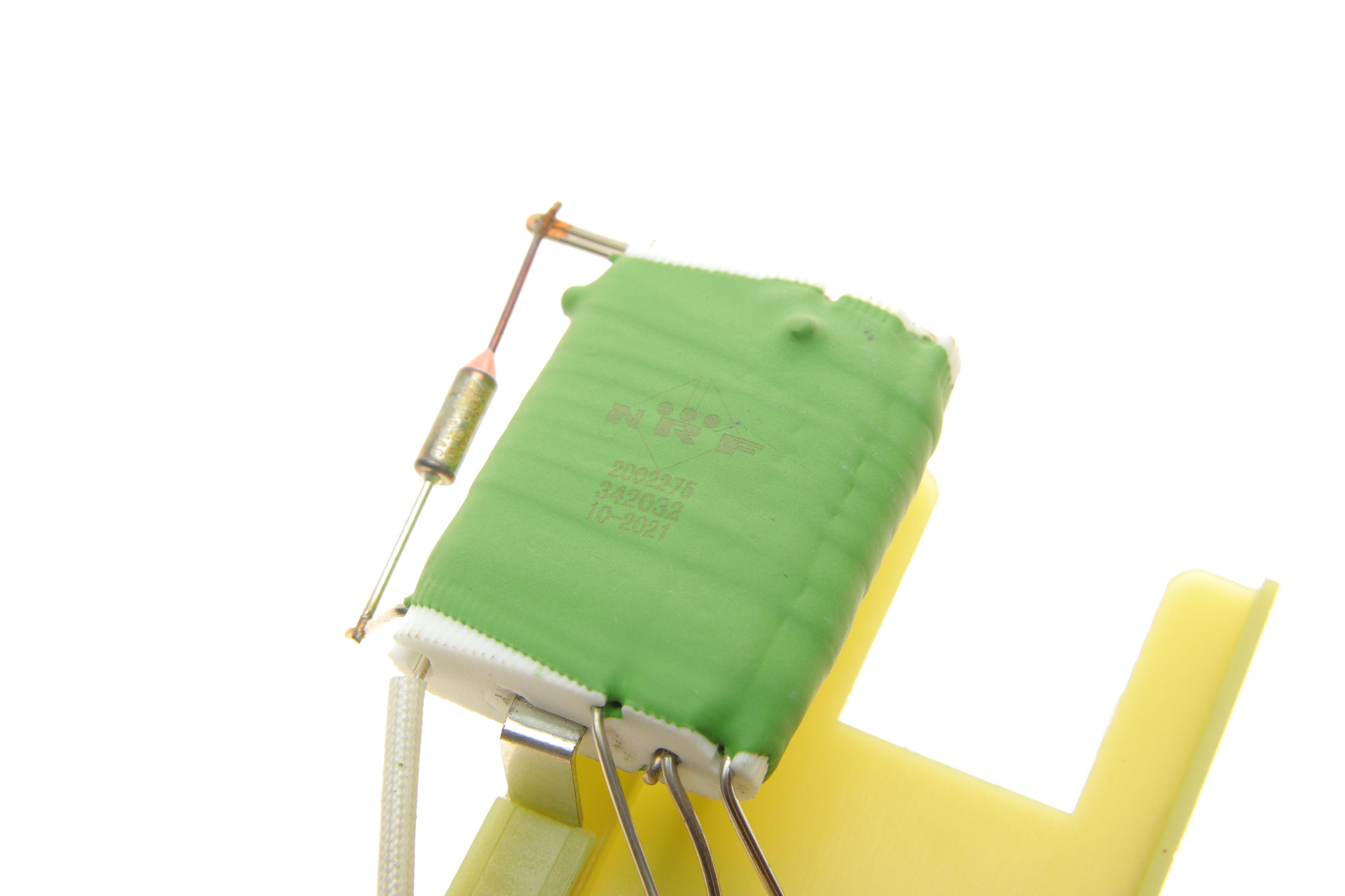 Резистор вентилятора пічки Opel Vectra A 88-95