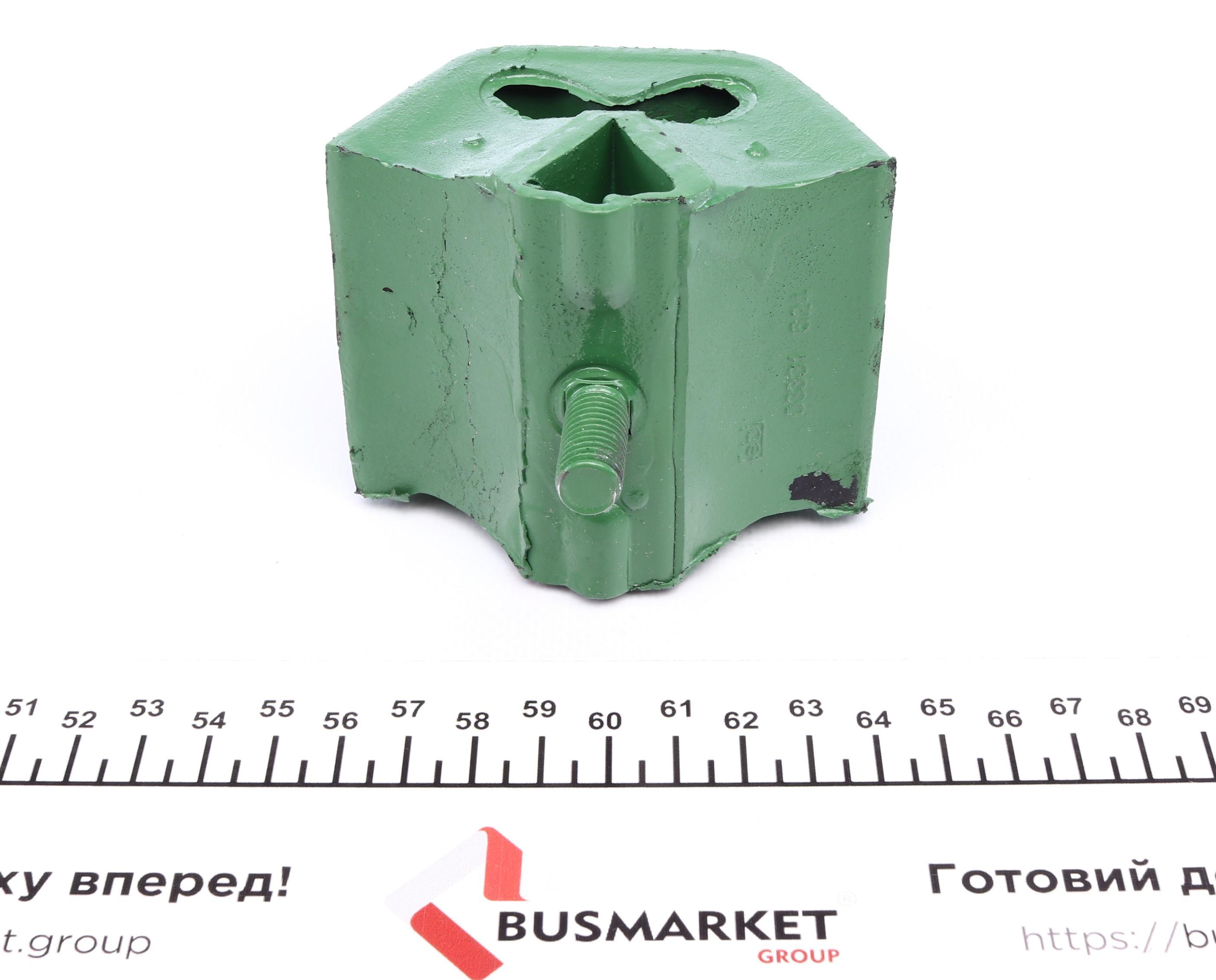 Подушка двигателя VW Passat 1.3-1.8 -88