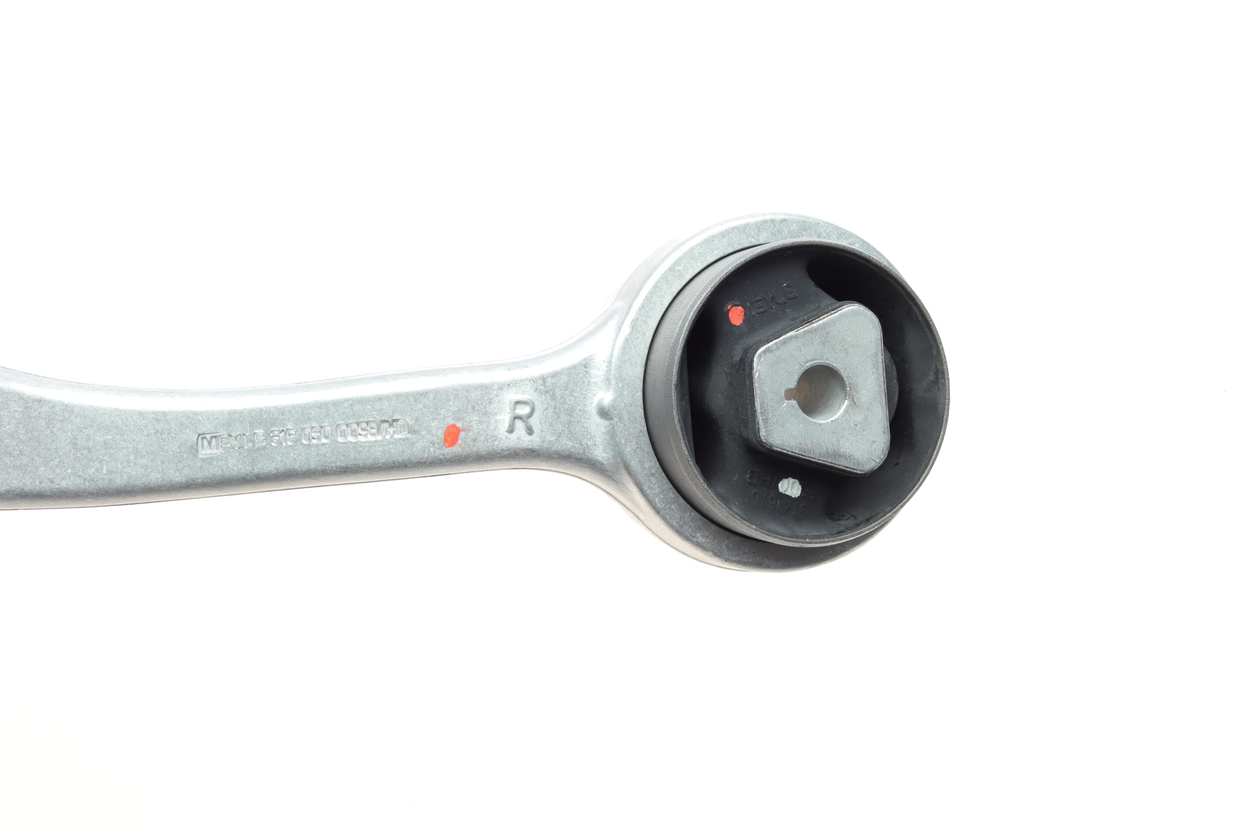 Рычаг подвески (передний/снизу/спереди) (R) BMW 6 (E63/E64) 3.0-5.0 03-10