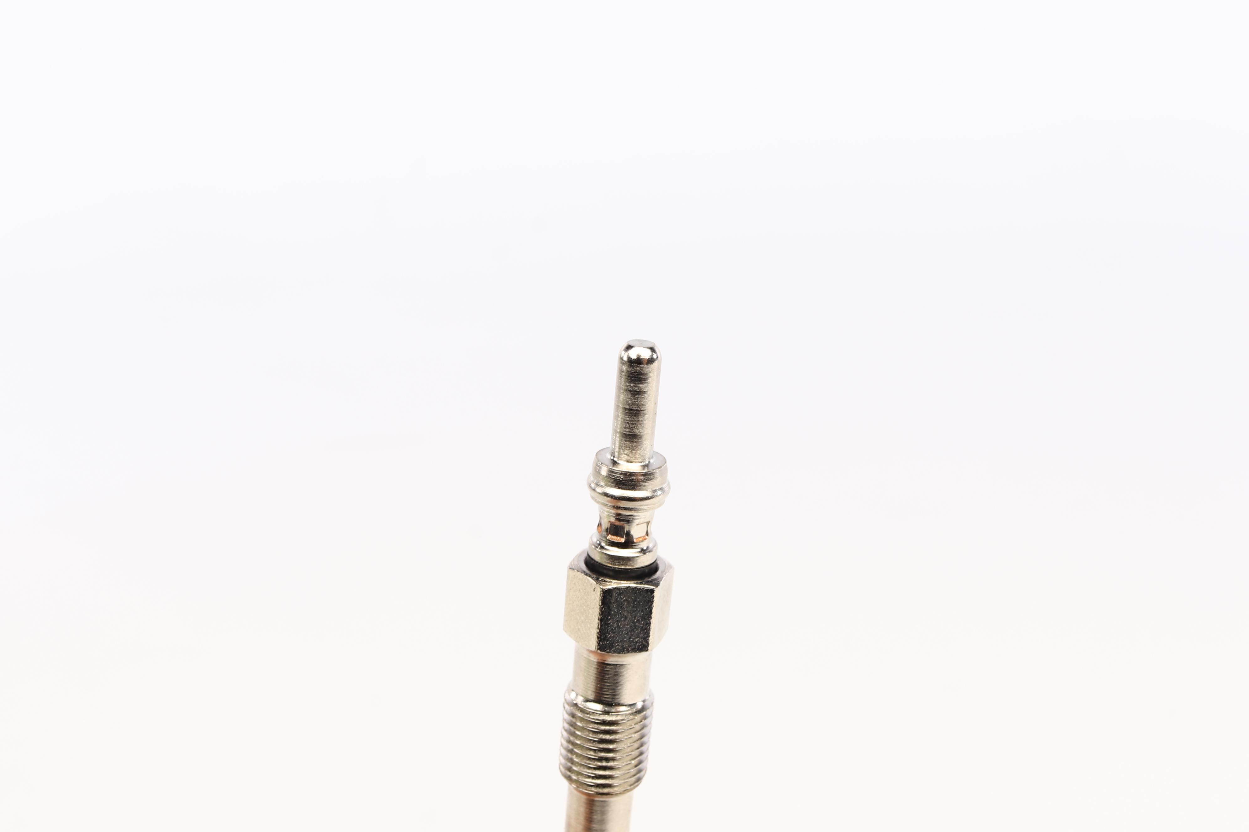 Свічка розжарювання Opel Vectra C/Astra H/Zafira B 1.9CDTI/JTD 04- (UY3A)