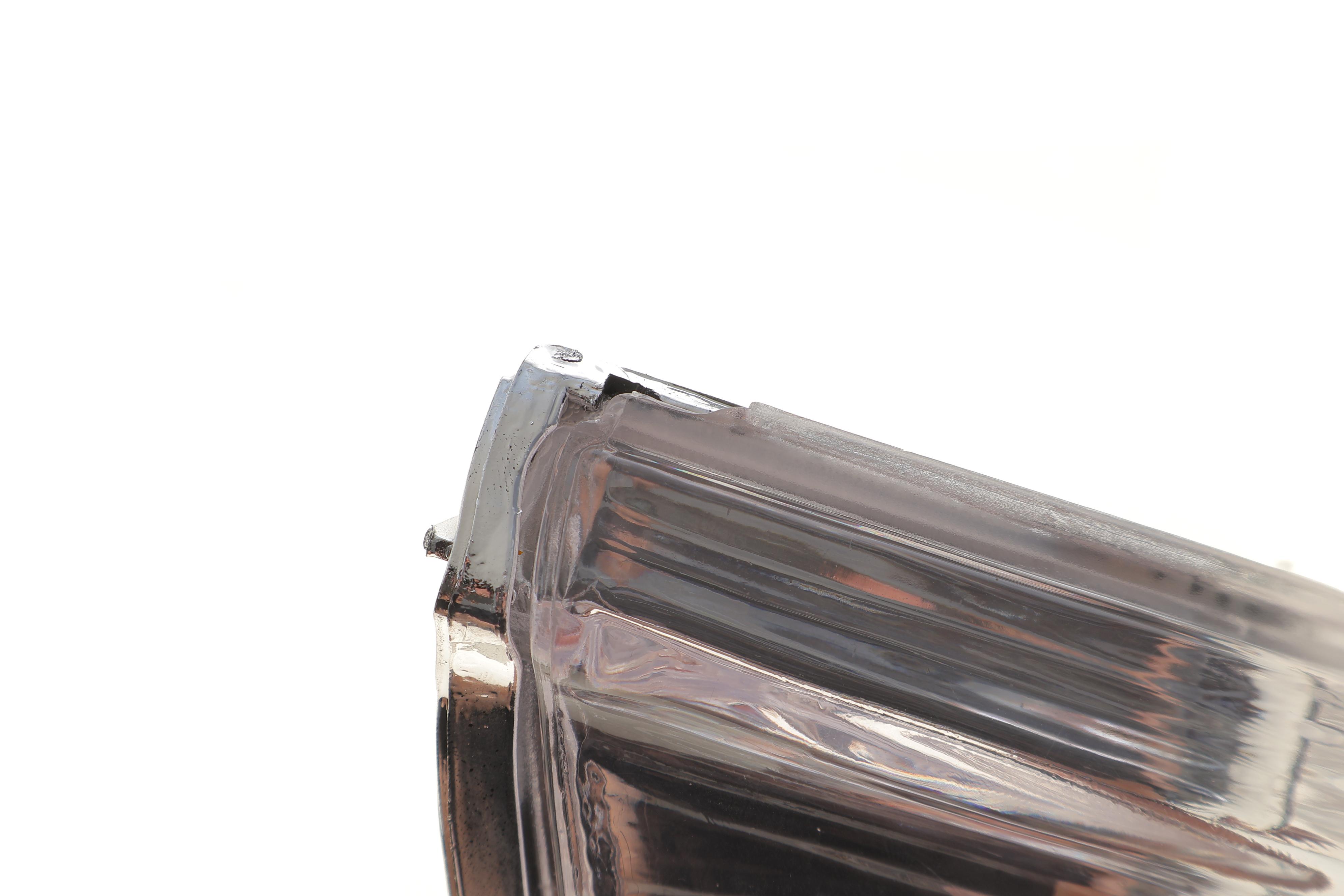 Повторитель поворота на зеркало MB Sprinter/VW Crafter 06- (R) (незначительное повреждение)