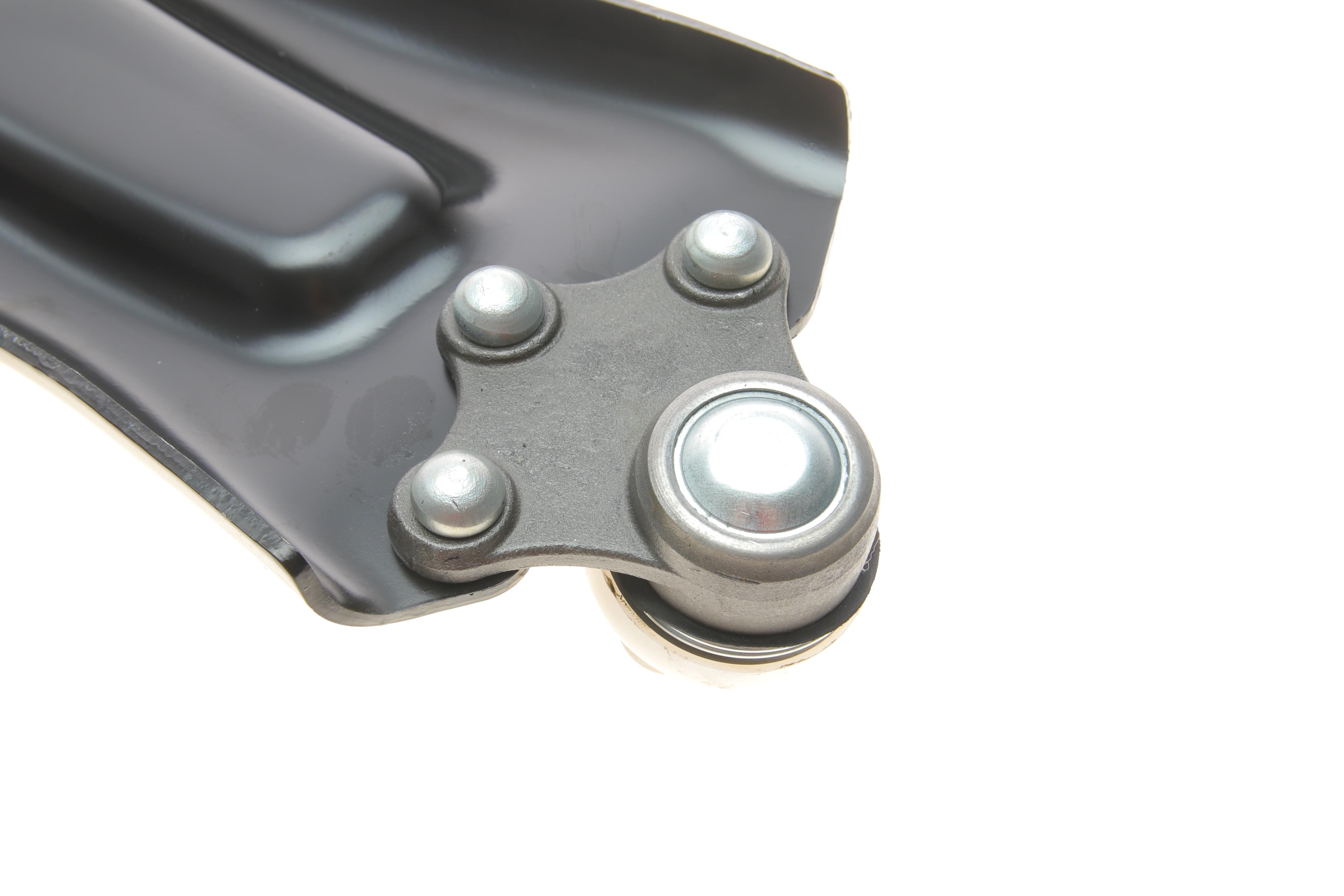 Важіль підвіски (передній/знизу) (L) Citroen C3 Aircross/Opel Crossland 17- d=18