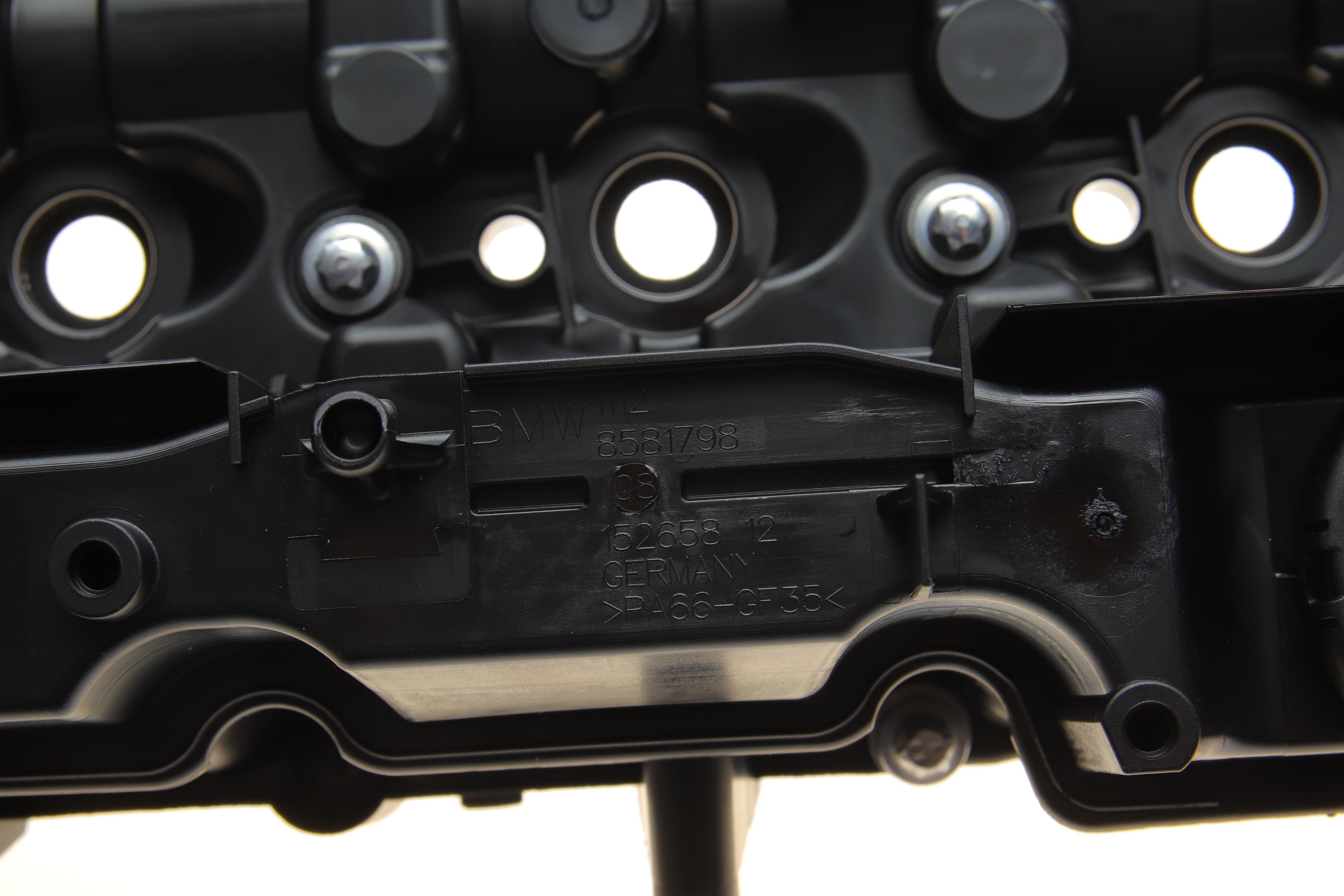 Крышка клапанов BMW 3 (F30/F80)/5 (F10/G30/F90)/7 (G11/G12) 11- B47 D20