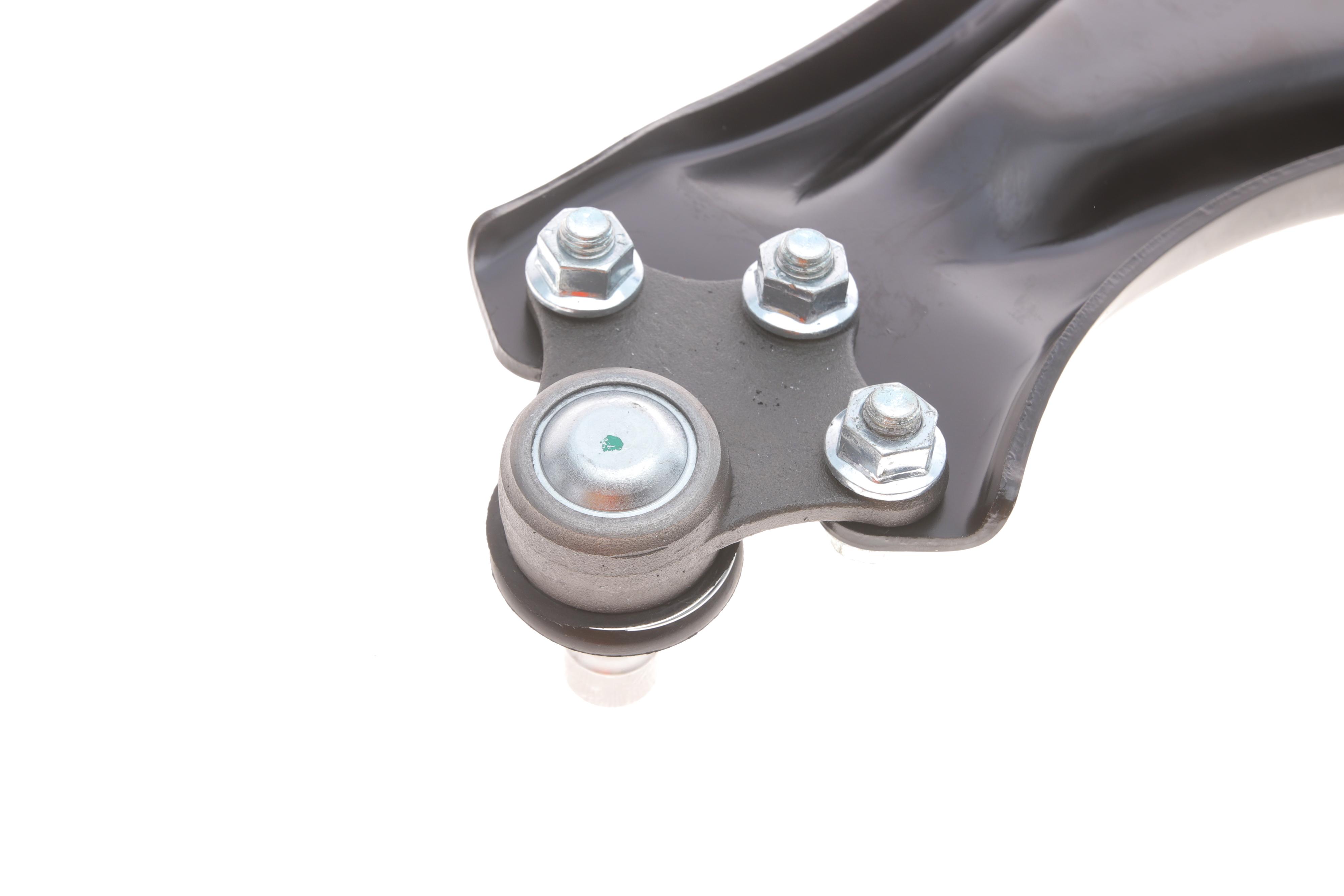 Важіль підвіски (передній/знизу) (R) Citroen C3 09- /C4 14- (з кульовою) d=18