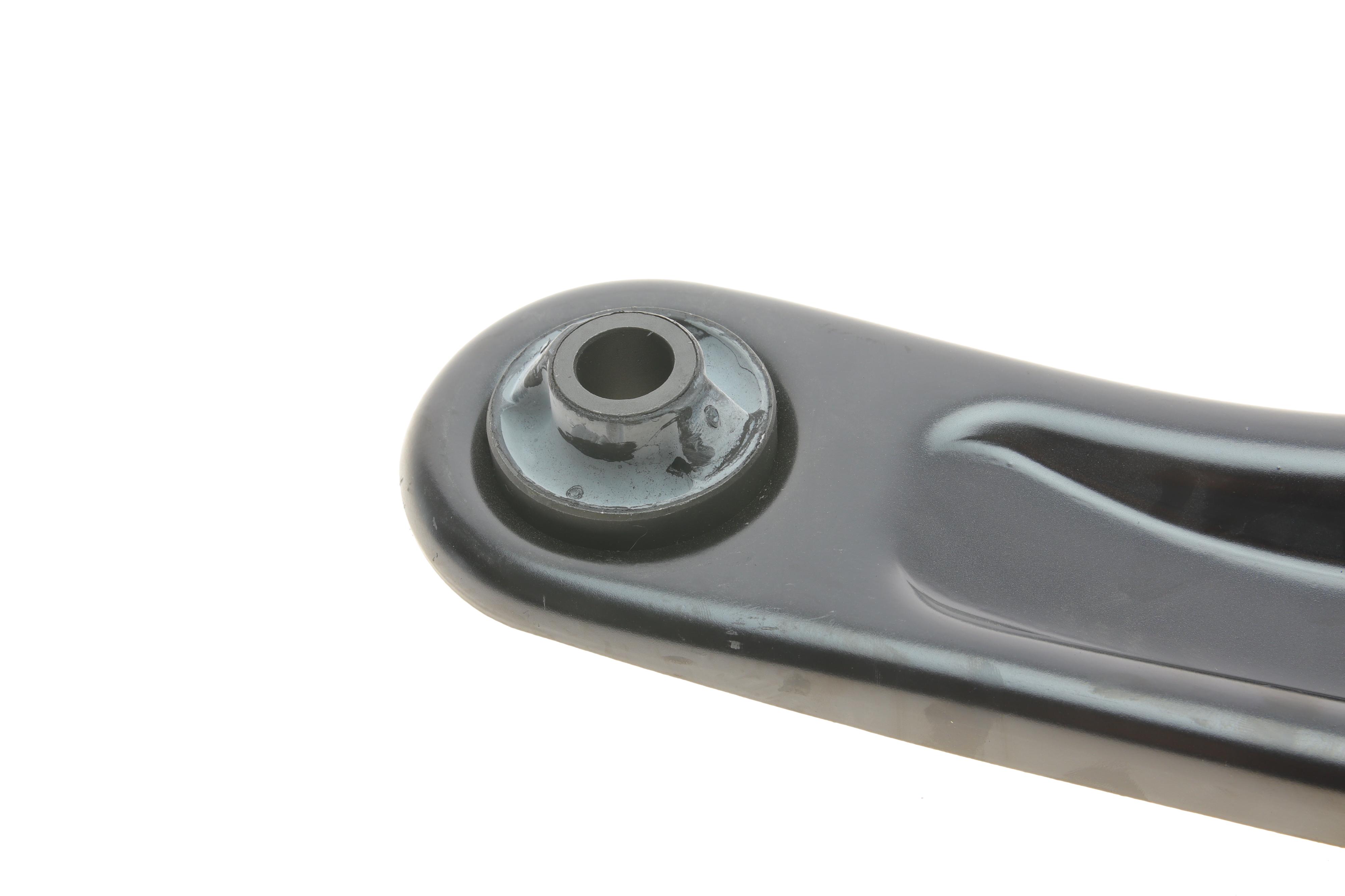 Важіль підвіски (передній/знизу) (L) Citroen C3 09- /C4 14- (з кульовою) d=18