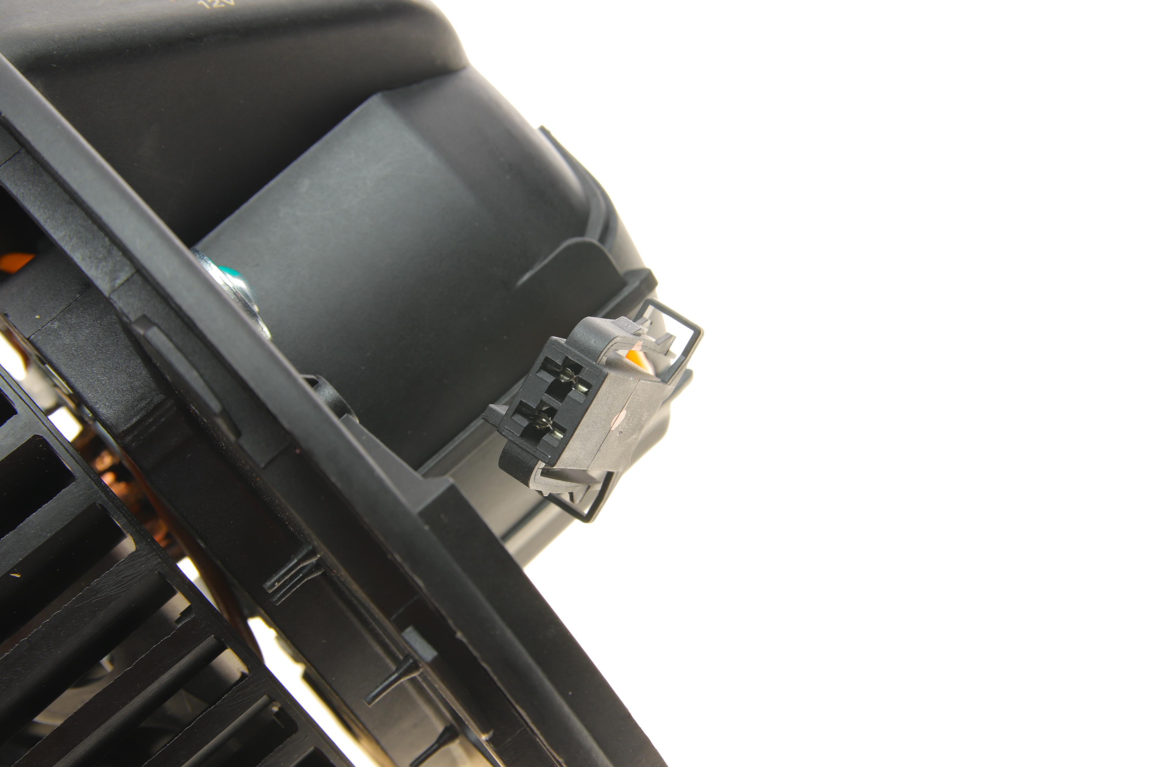 Моторчик пічки BMW 1 (E82/E87/E88)/3 (E90/E91/E92/E93)/X1 (E84)/X3 (F25)/X4 (F26) 1.6-4.4 04-18