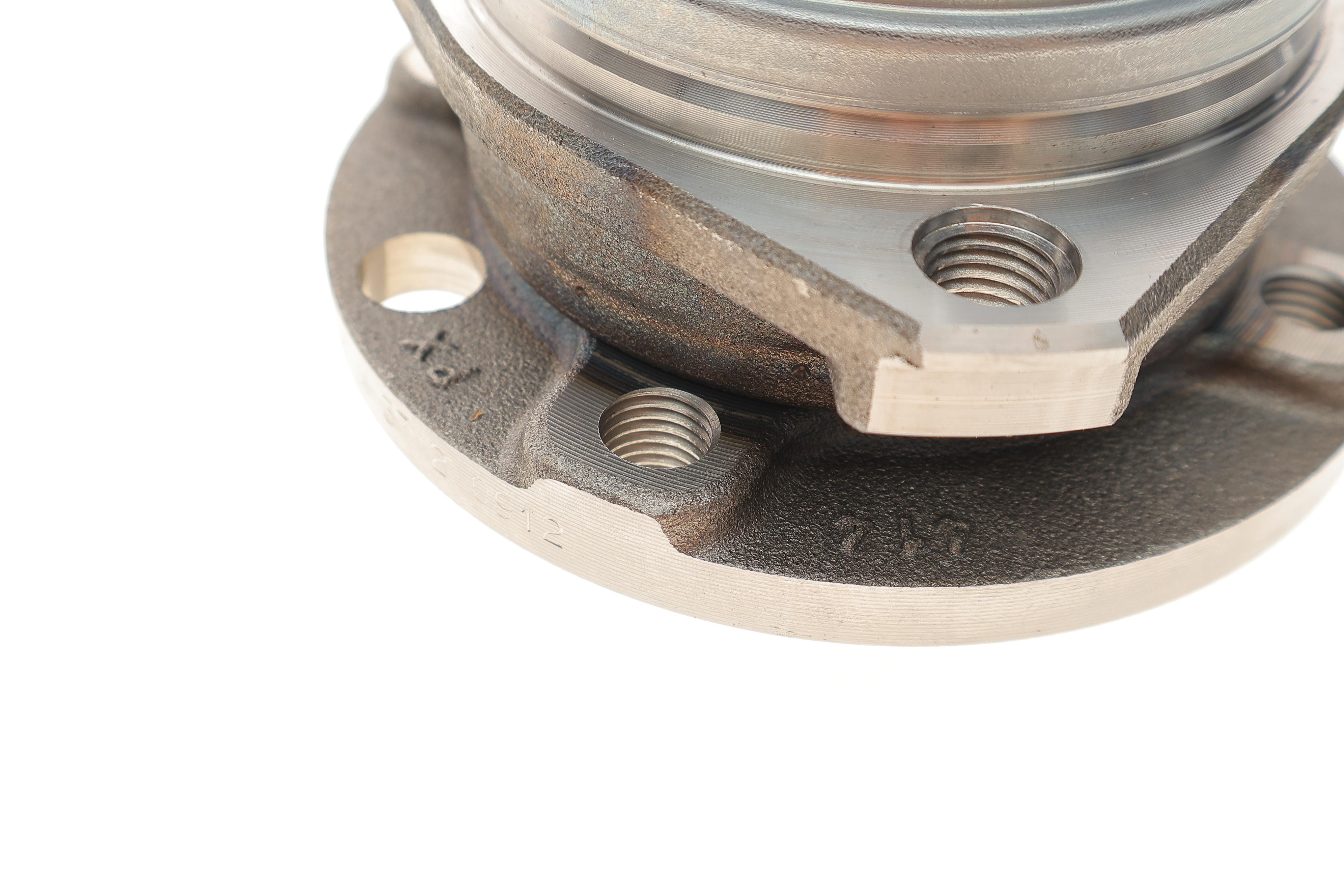 Підшипник маточини (передньої) Opel Astra 04-14 (+ABS)