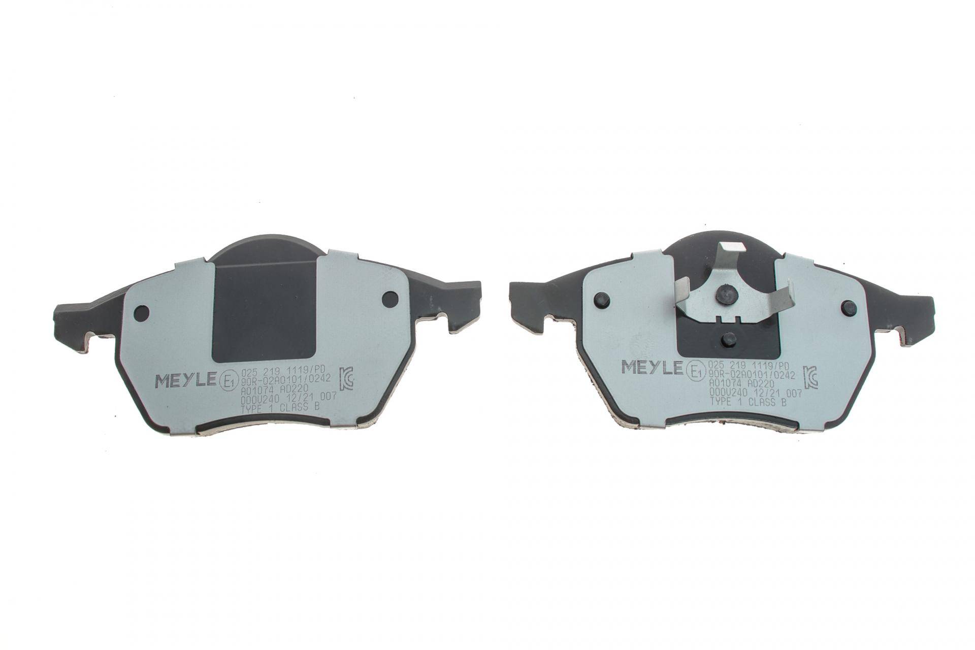 Колодки гальмівні (передні) Audi A3/VW Golf IV -03 (без датчика)