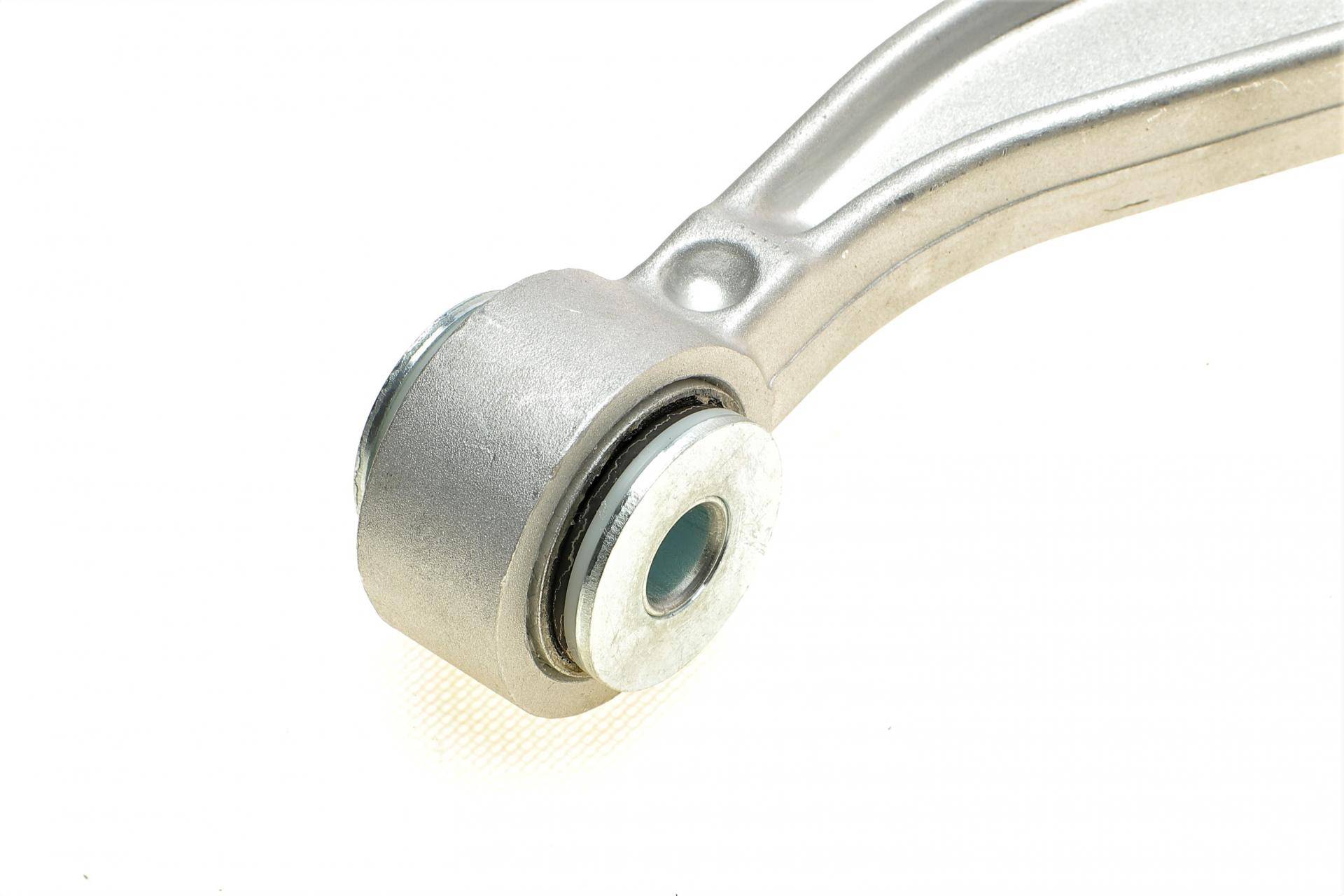 Важіль підвіски (передній/зверху/ззаду) (R) Alfa Romeo 159/Brera/Spider 05-11