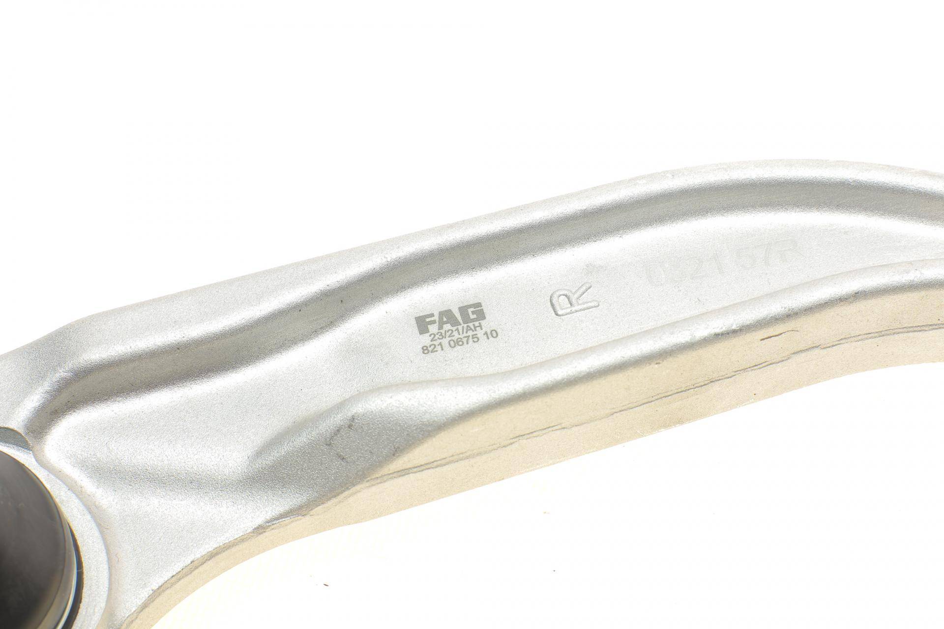 Важіль підвіски (передній/зверху/ззаду) (R) Alfa Romeo 159/Brera/Spider 05-11