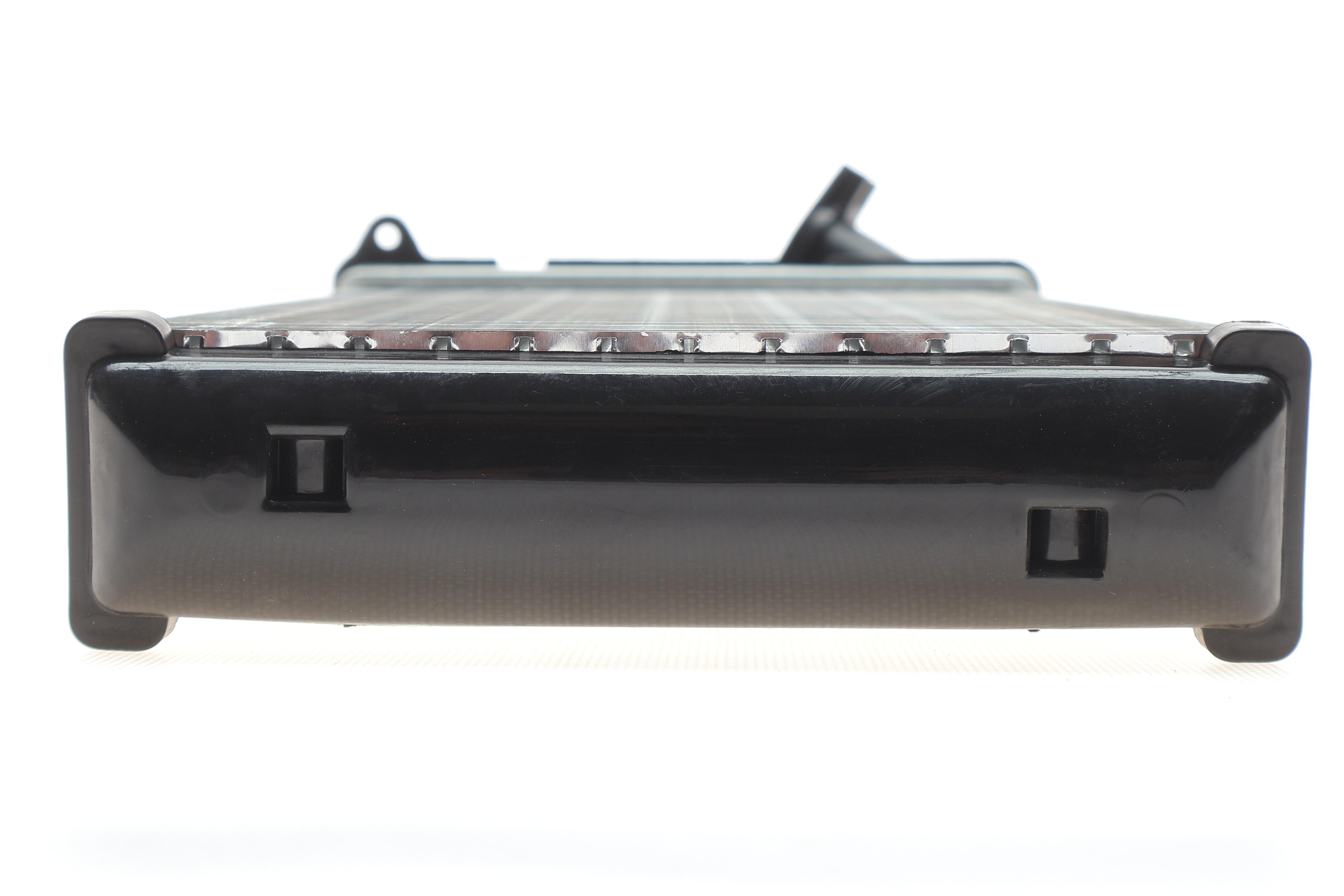 Радіатор пічки MB Vito 2.3D/TD 96-03