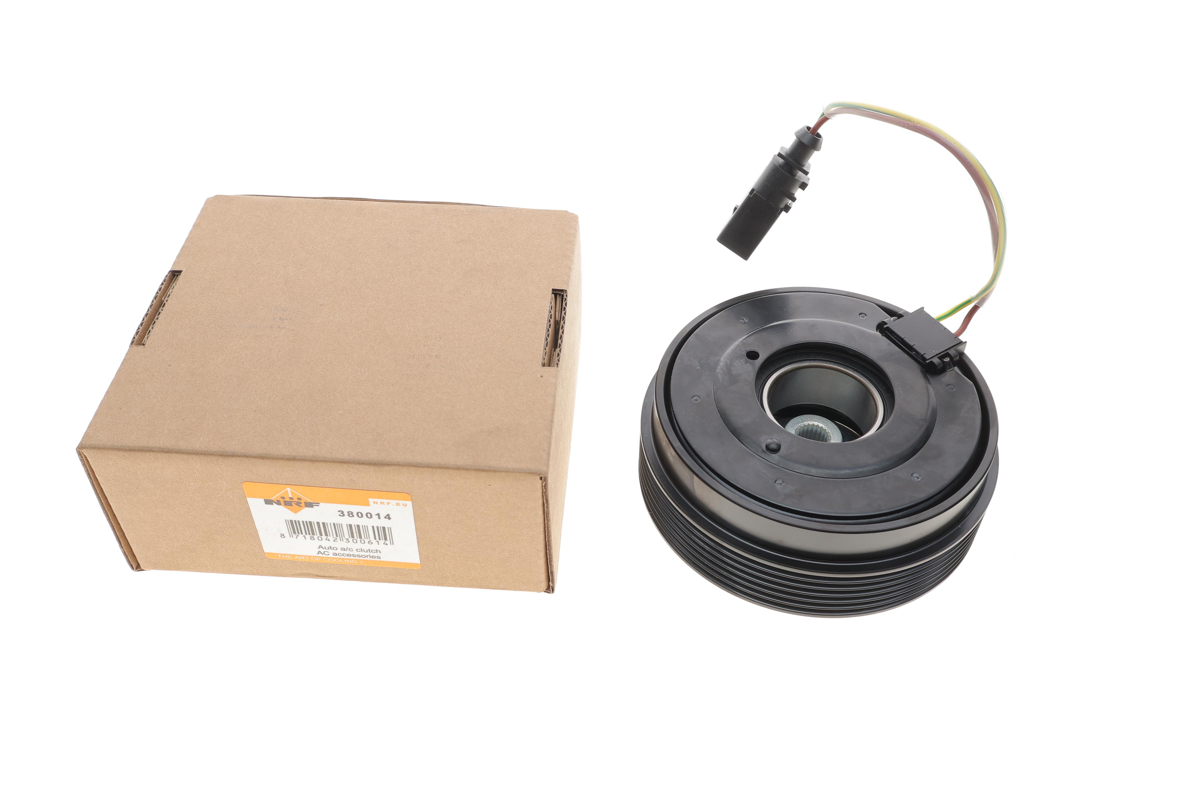 Шкив компрессора кондиционера VW Caddy 95-10