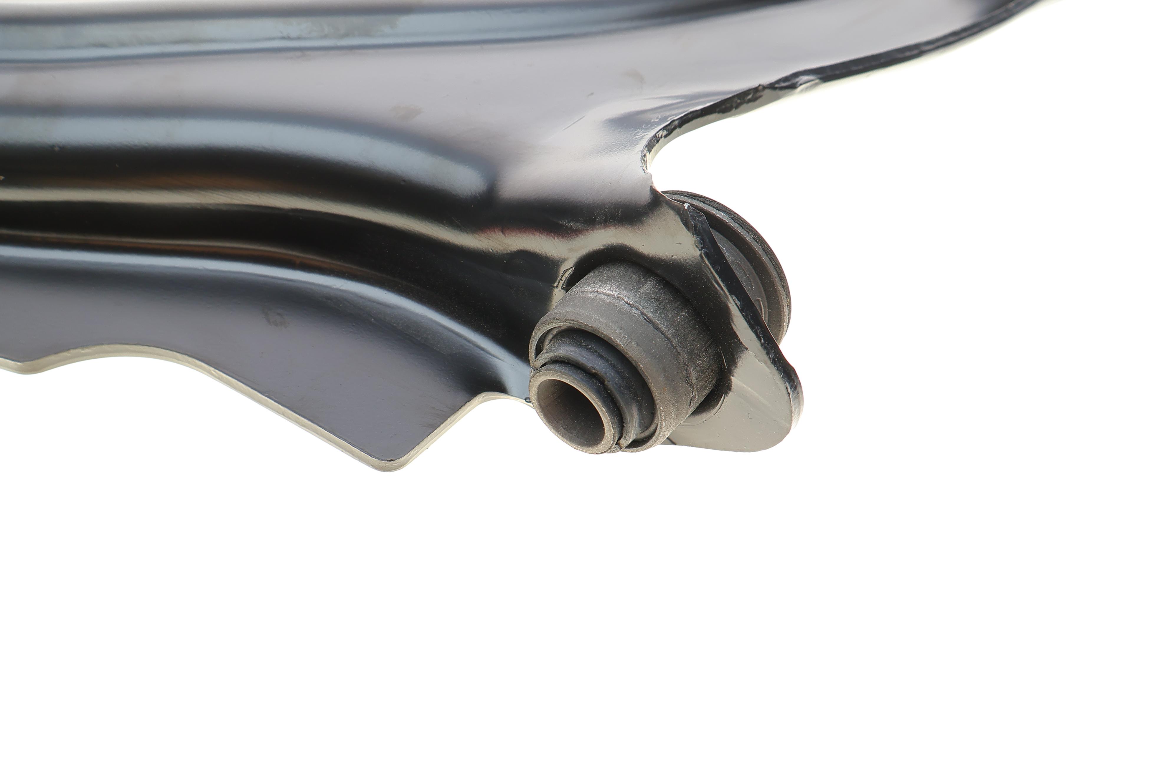 Важіль підвіски (передній/знизу) (L) Renault Clio IV 12- (з кульовою)