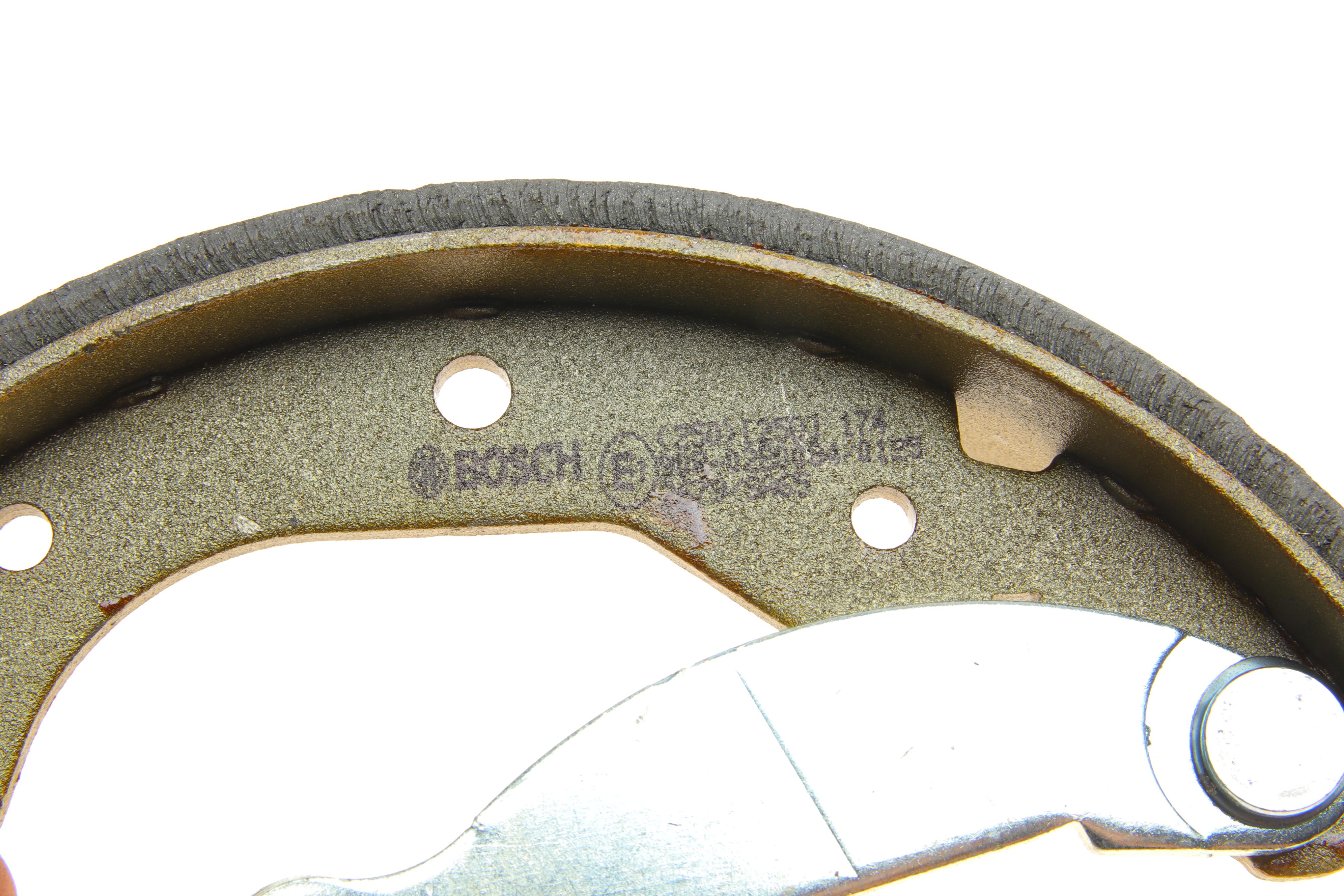 Колодки тормозные (задние) Opel Corsa/Kadett -94 (барабанные) (200x28)