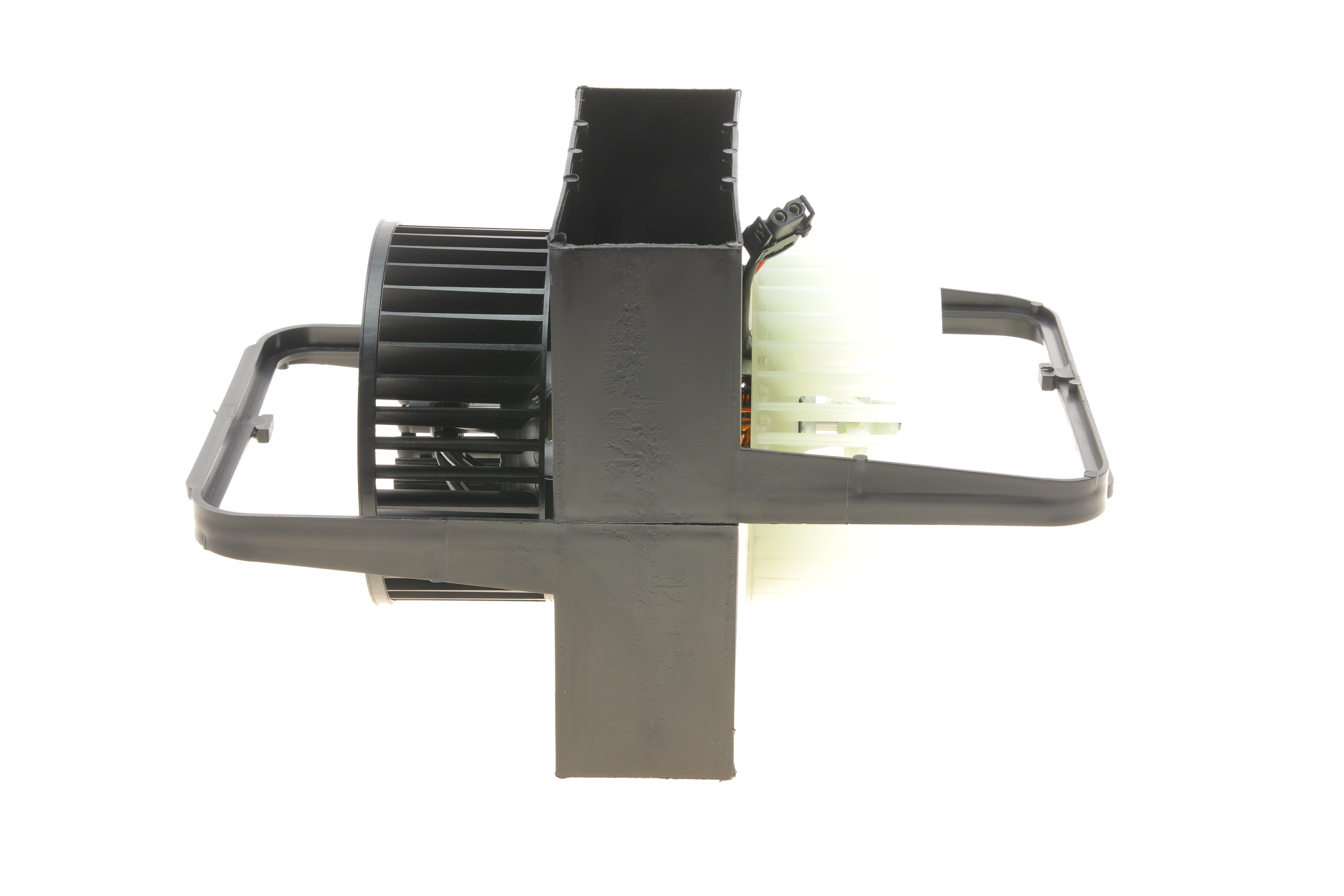 Моторчик пічки BMW 3 (E46)/X3 (E83) 1,6-3,2 97-11 M43/M47/M54/M57/N42/N46