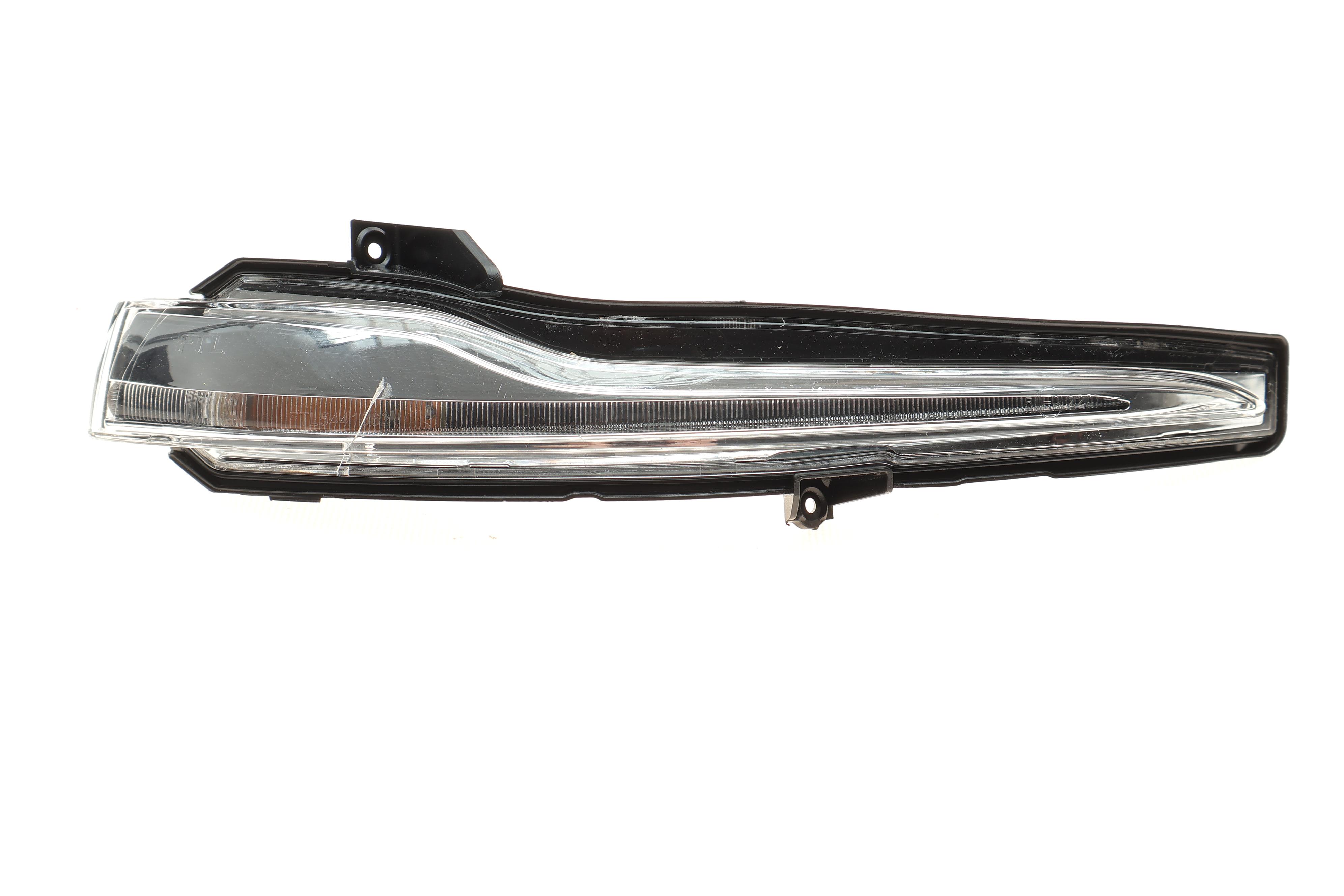 Повторитель поворота на зеркало MB C-class (W205)/Vito (W447) 14- (R)(незначительное повреждение)