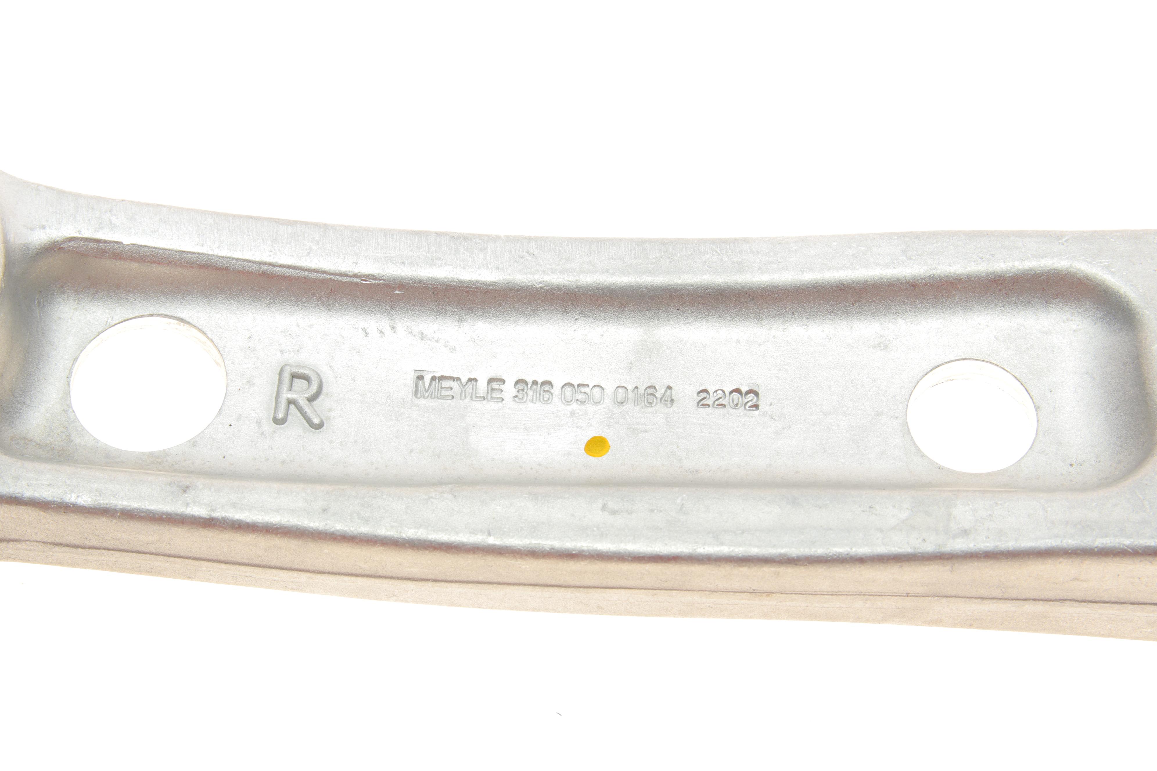 Важіль підвіски (передній/знизу/ззаду) (R) BMW 5 (G30/F90)/7 (G11/G12) 15- B48/B57/B58/N63