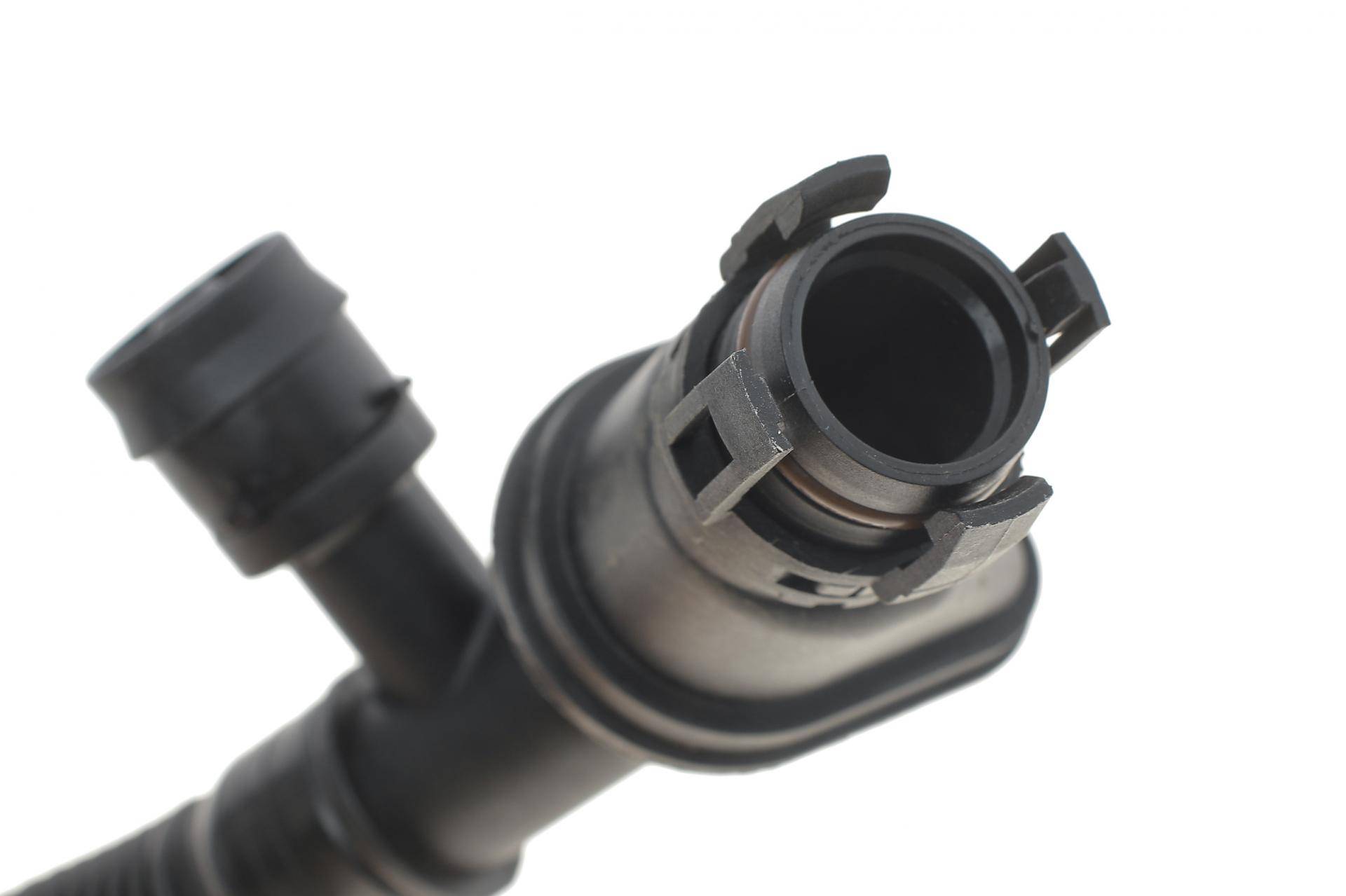 Патрубок вентиляції картера BMW X5 (E70)/X6 (E71) 4.4i 08-14 (1-4 циліндр) (N63)