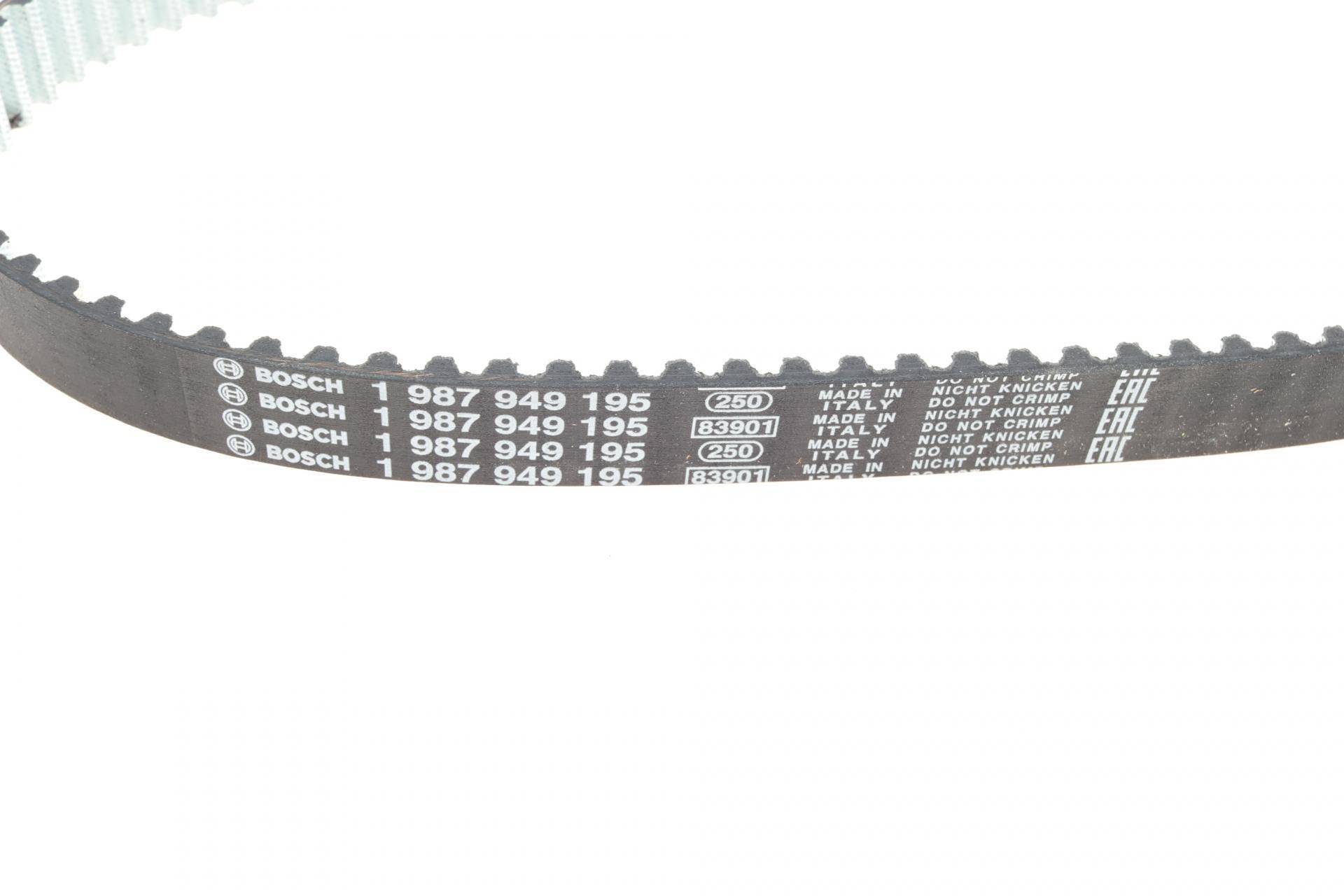 Комплект ГРМ + помпа Audi A2 1.6 FSI/Seat Leon/VW Golf IV 1.6 16V 00-06 (17x130z)