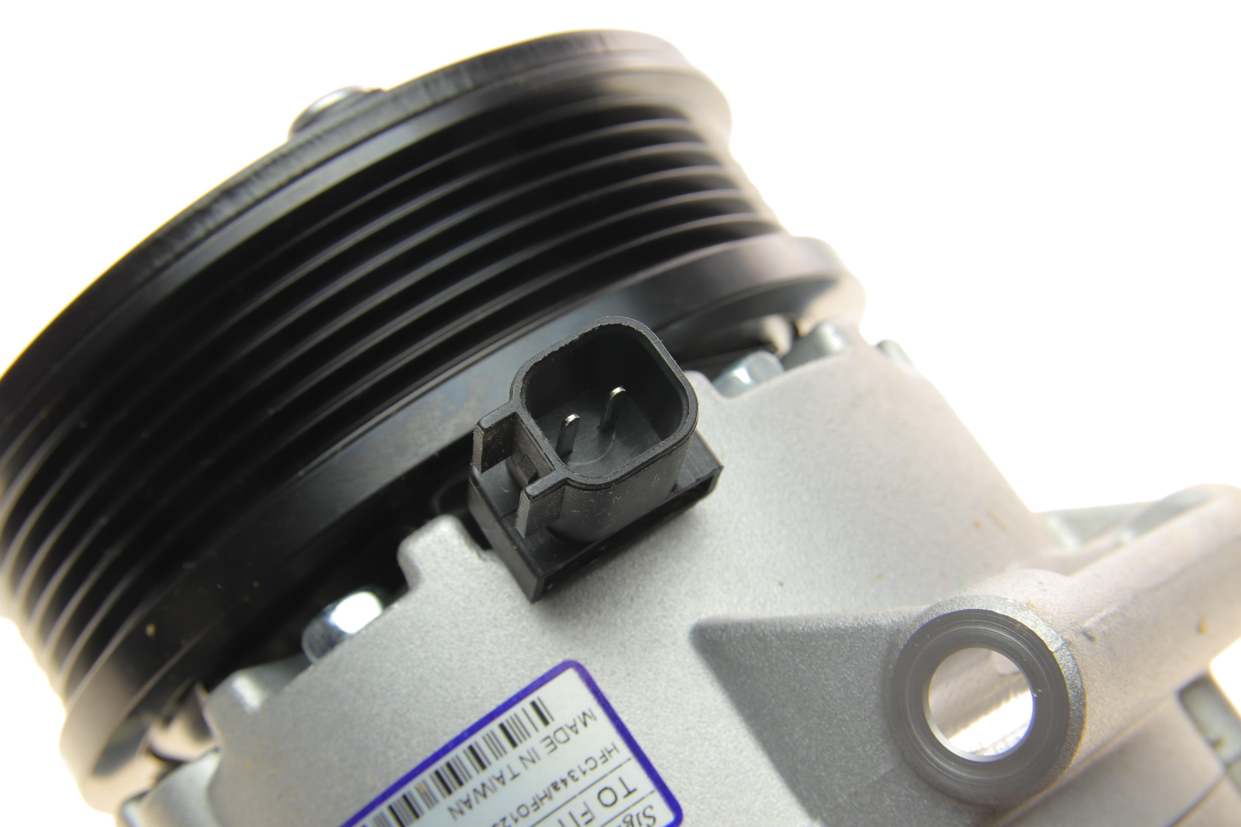 Компрессор кондиционера Ford Galaxy/Mondeo 1.8/2.0TDCi 06-15/Transit2.2TDCi 06-14