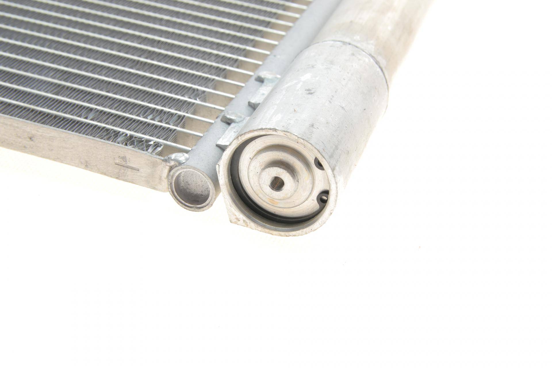 Радіатор кондиціонера (з осушувачем) Smart Fortwo 0.8CDi/1.0 07-