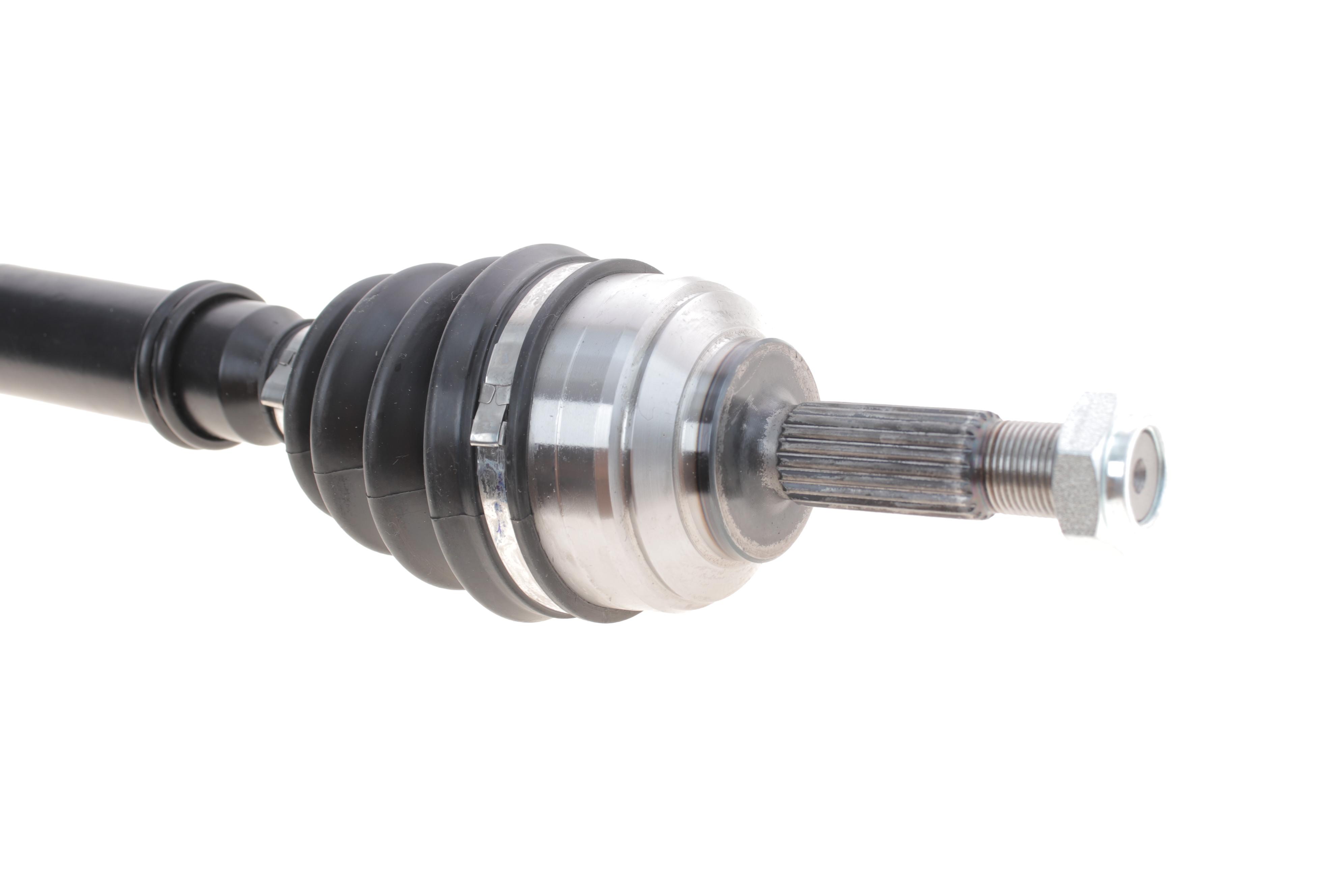 Піввісь (передня) Dacia Logan 1.4/1.6 04- (L) (L=679mm)