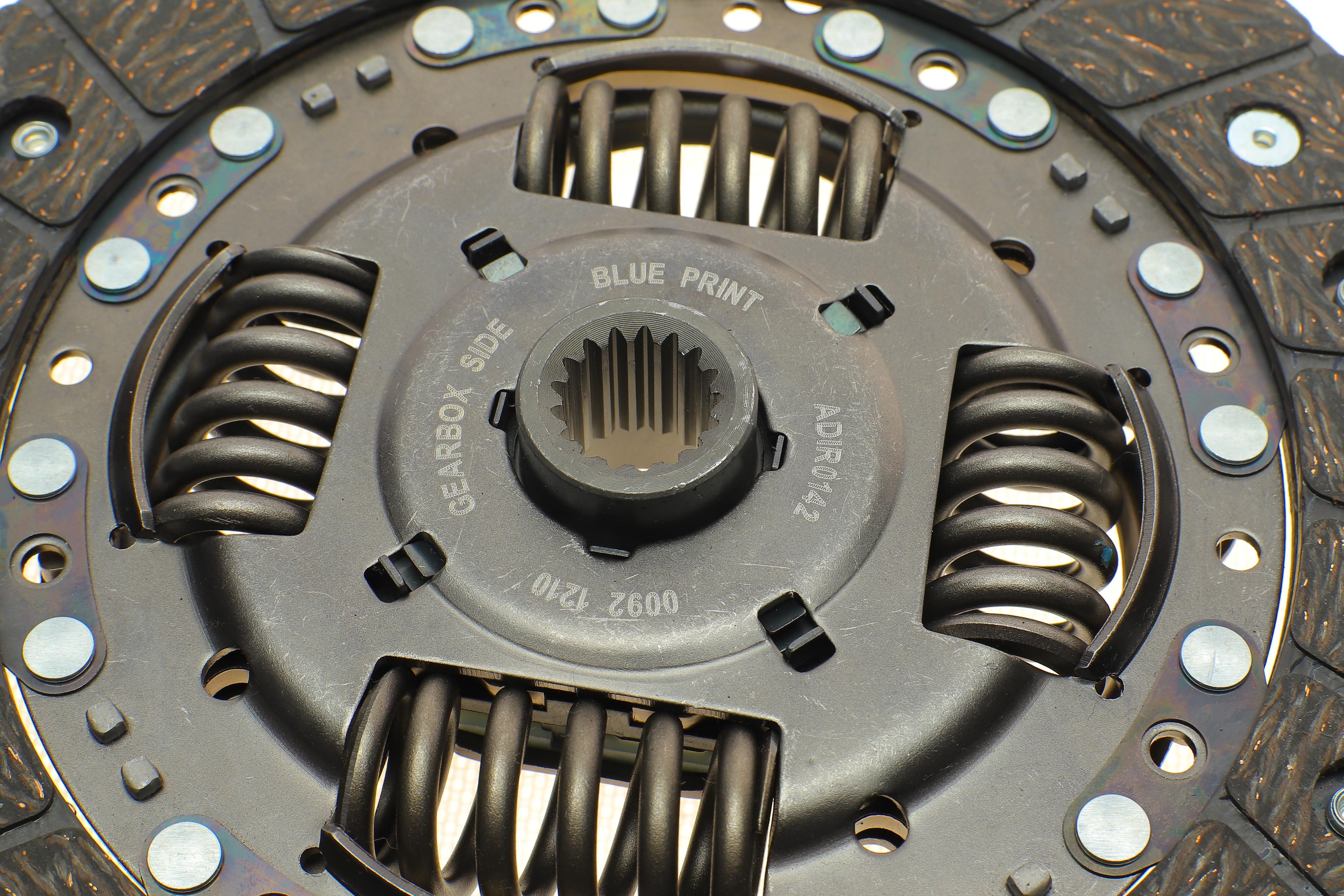 Комплект зчеплення Ford Transit Courier 1.5TDCi/1.6TDCi 12- (+вижимний) (d=221mm)