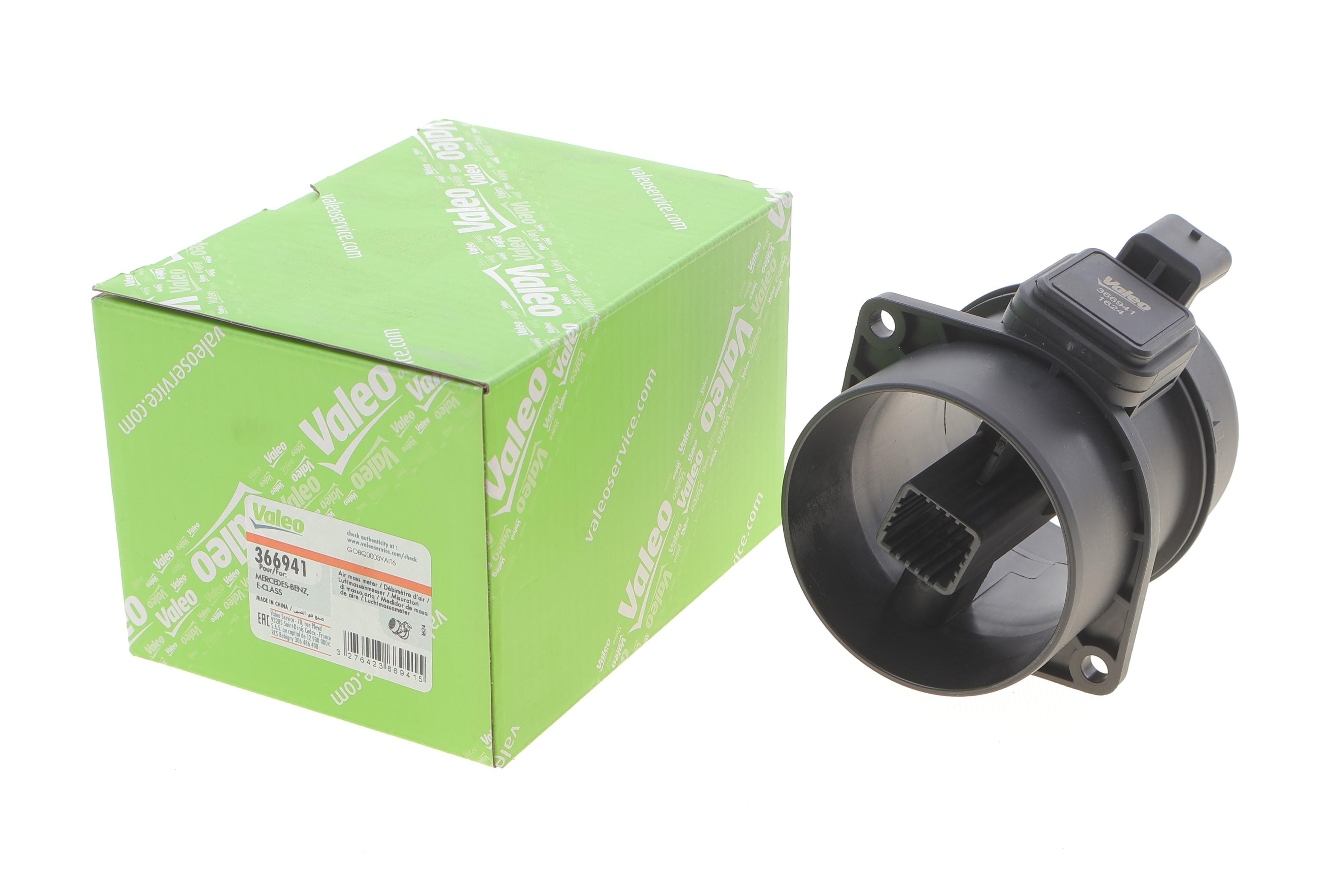 Витратомір повітря MB C-class (W204)/E-class (W212) 09- OM651