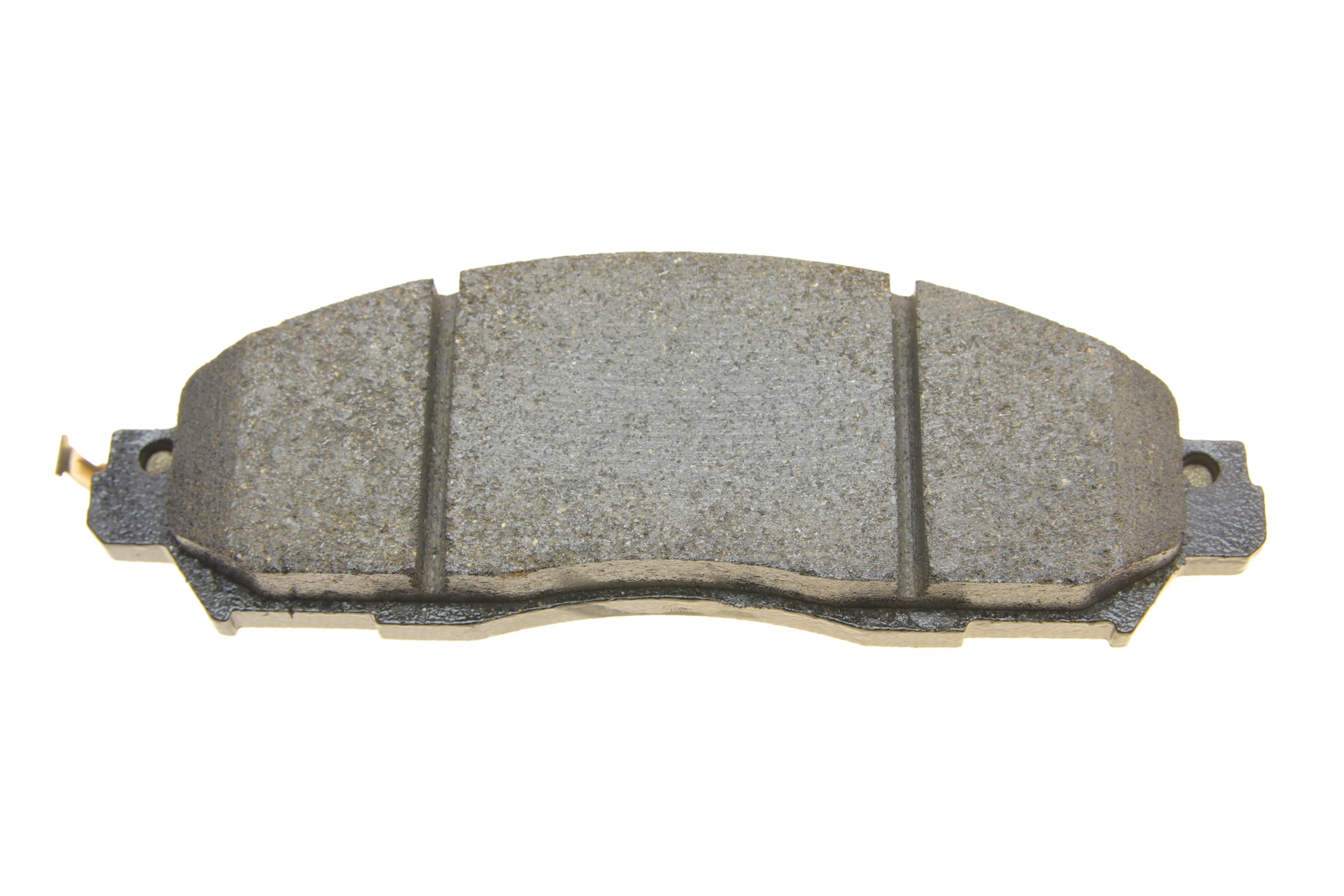 Колодки тормозные (передние) Nissan NP300 Navara 15- (Akebono)