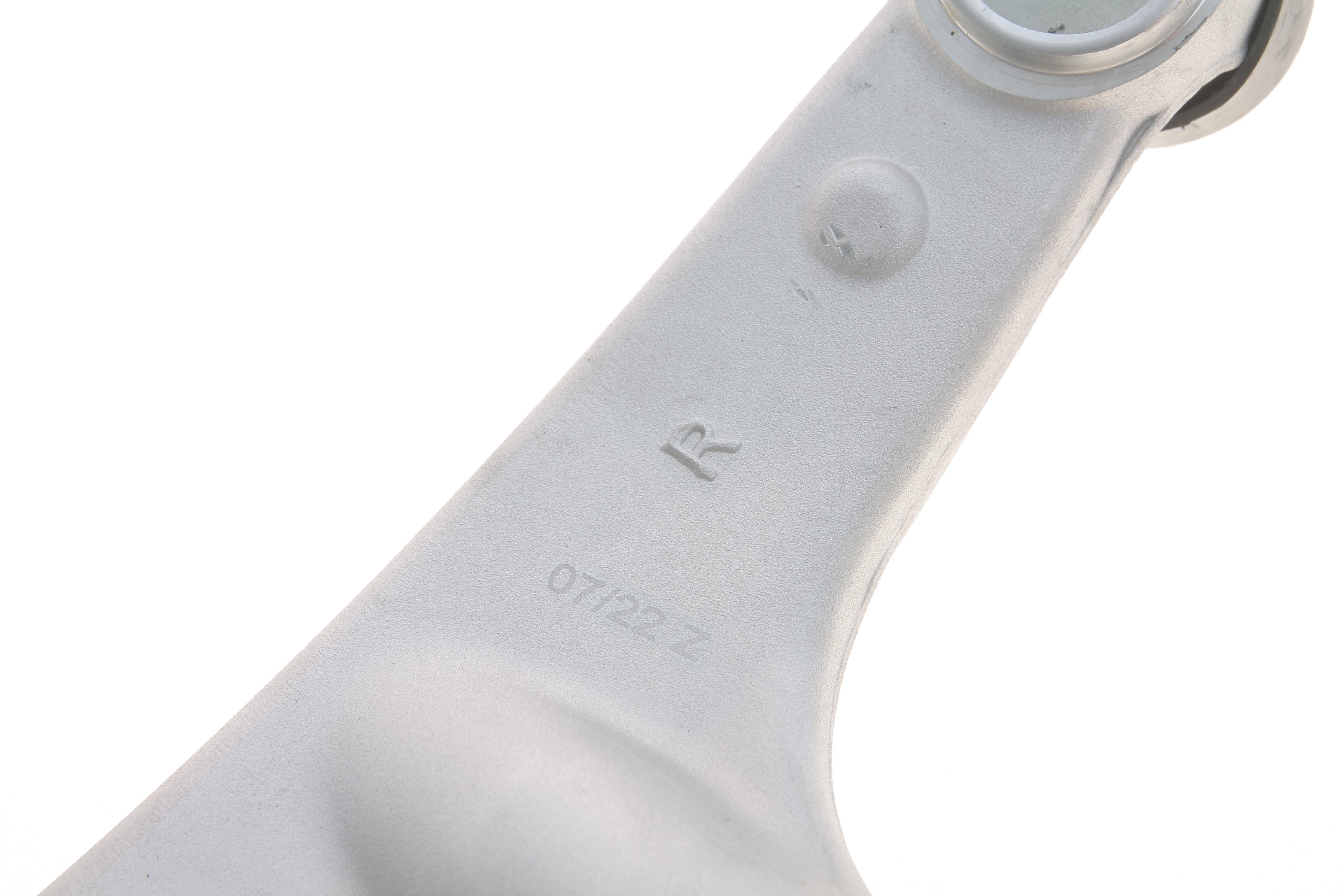 Важіль підвіски (задній) (R) MB M-class (W163) 98-05 (поперечний)