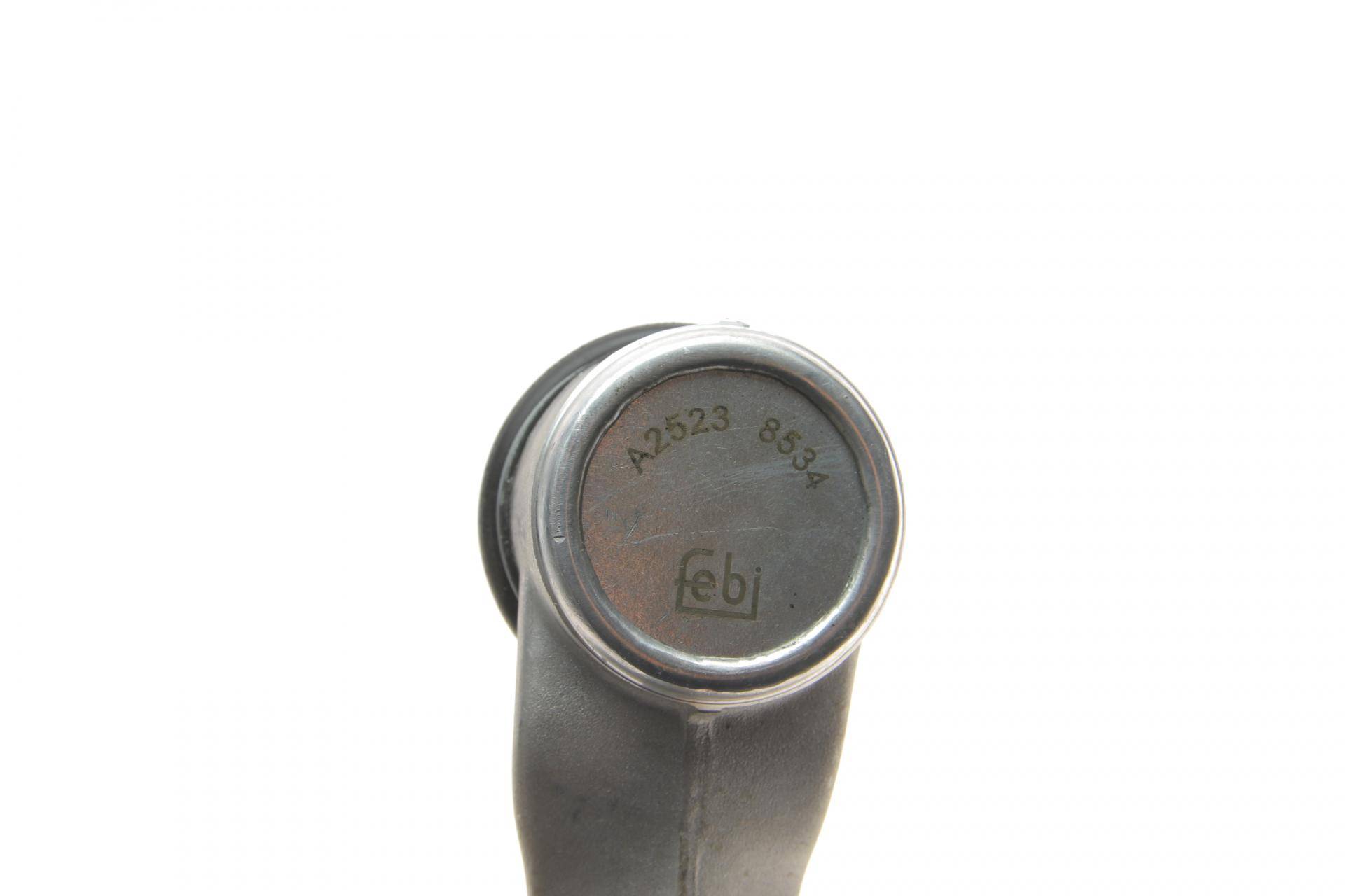 Важіль підвіски (передній/зверху) (L) Audi A4/A6/A8/VW Passat B5 96-09