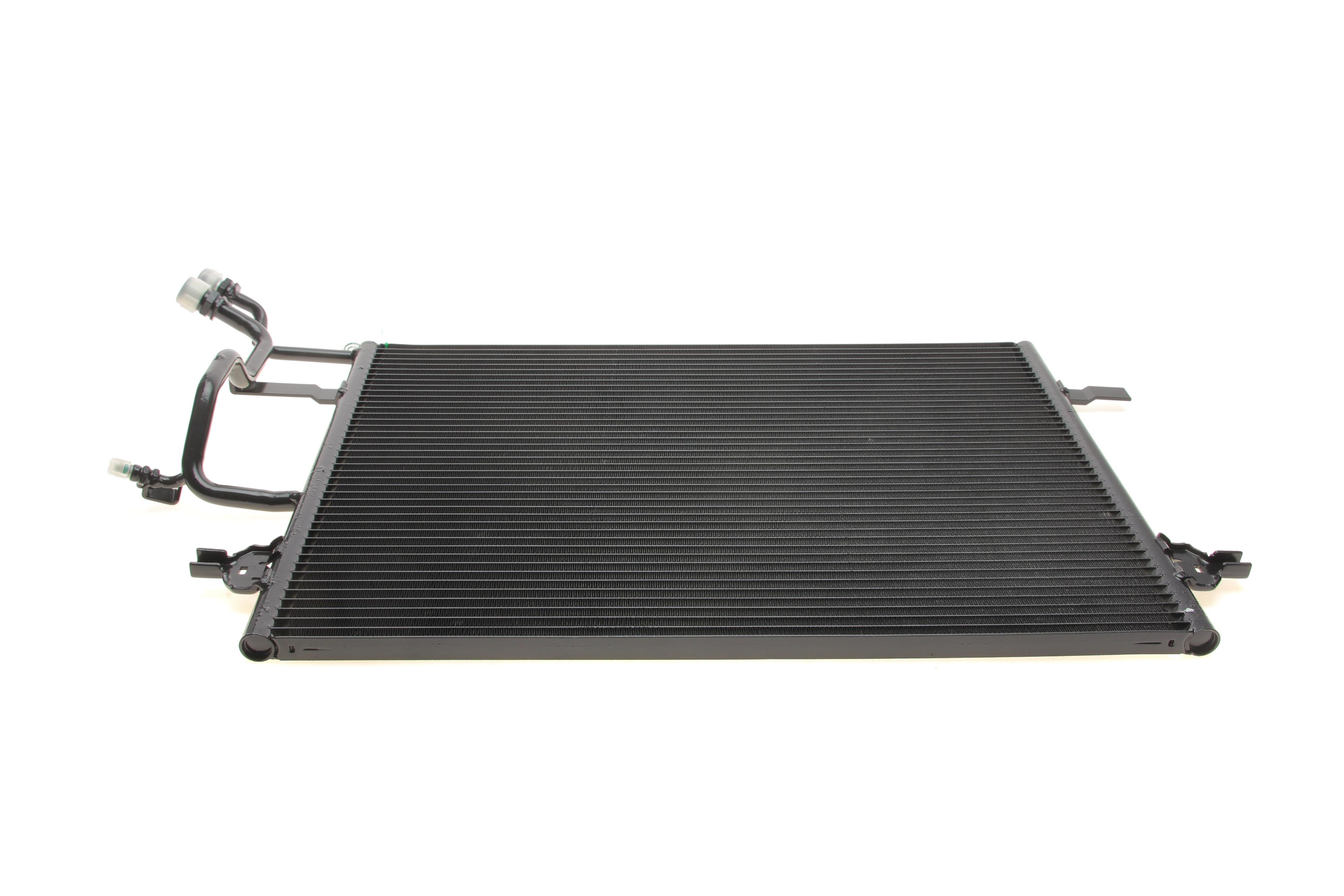 Радиатор кондиционера Audi A6 97-05