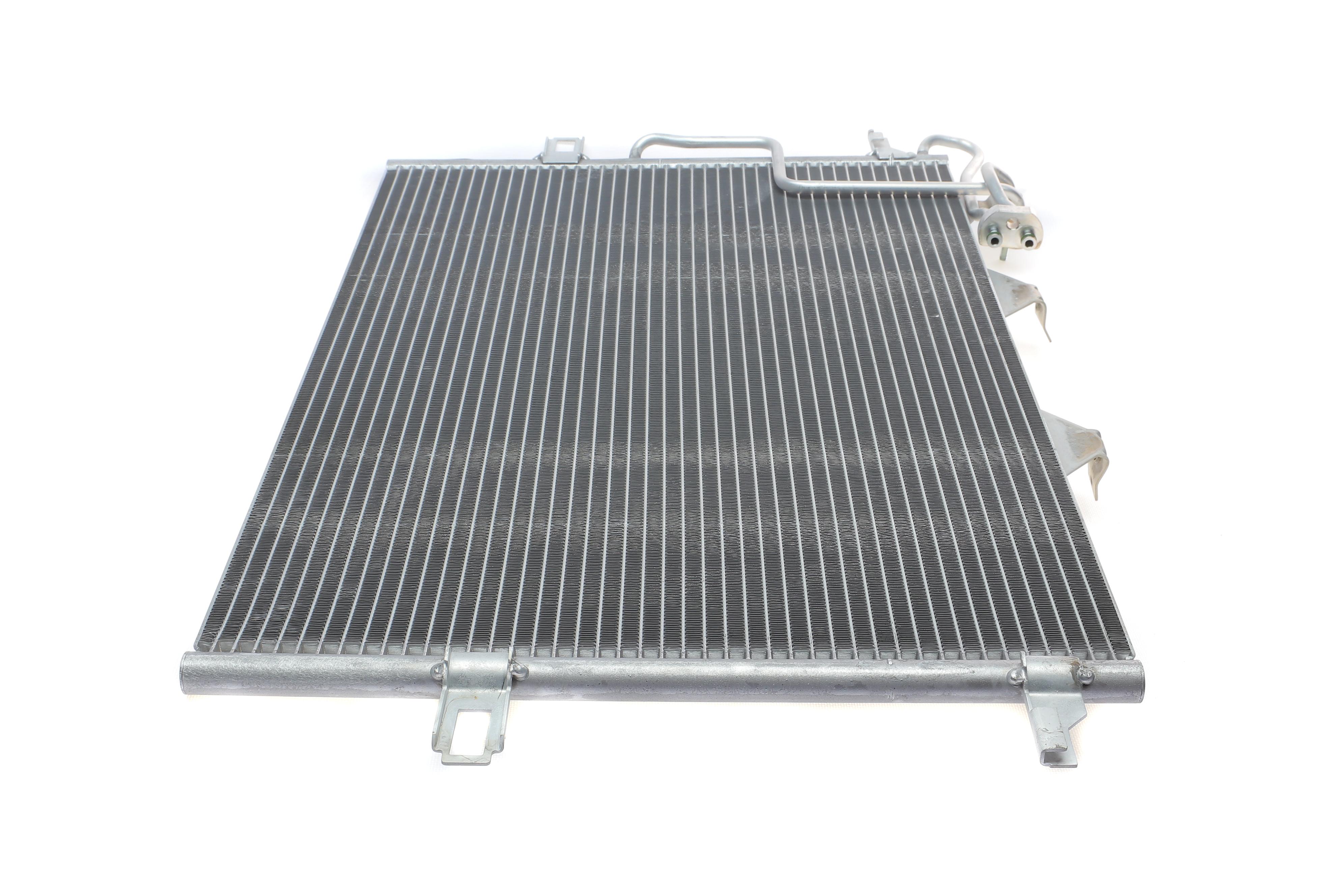 Радіатор кондиціонера MB E-class (W211) 1.8-5.5 02-08