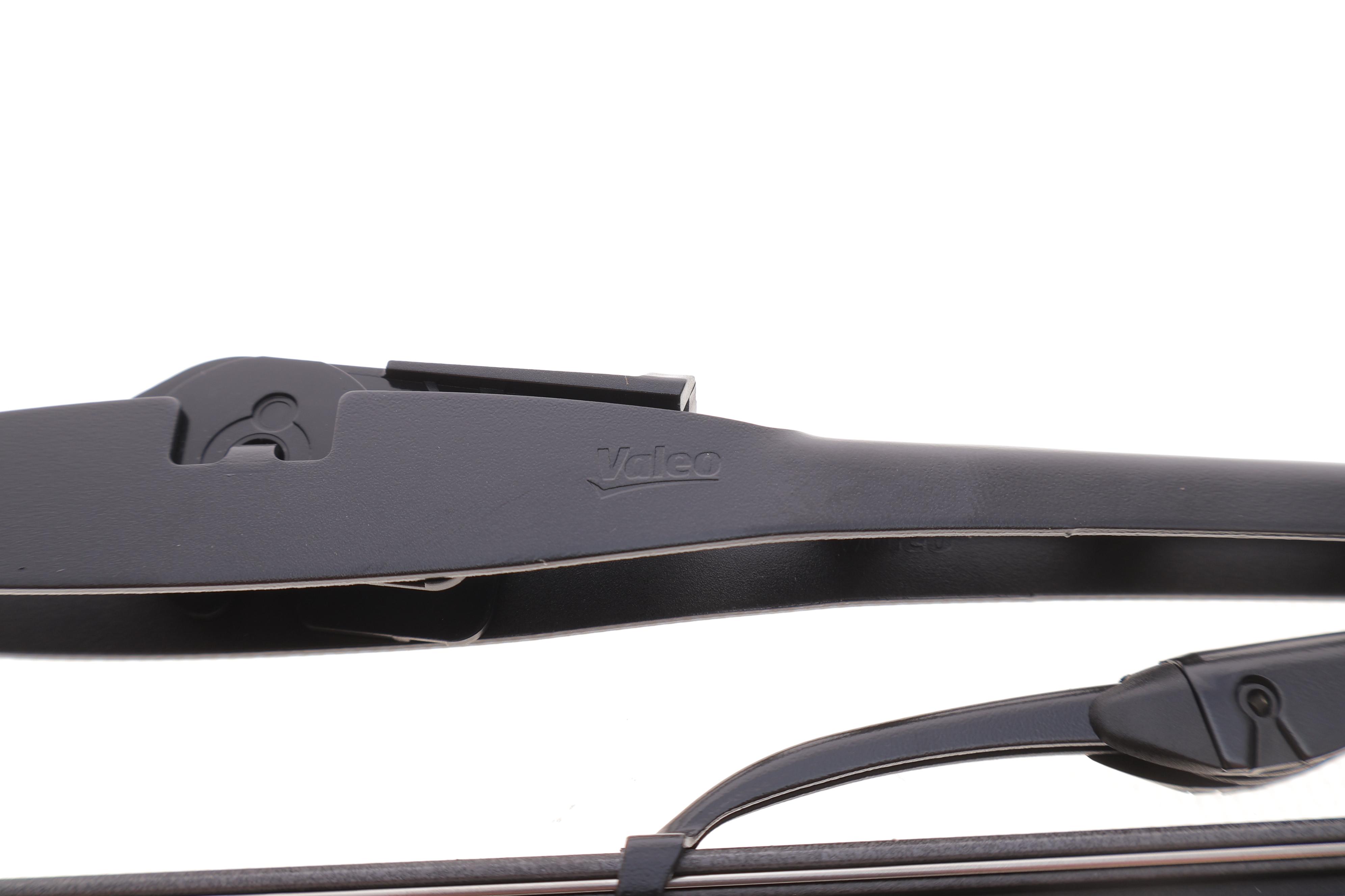 Щетка стеклоочистителя (600mm) BMW/Chevroelt/Daewoo/Fiat/Ford/Kia/MB/Opel/Renault