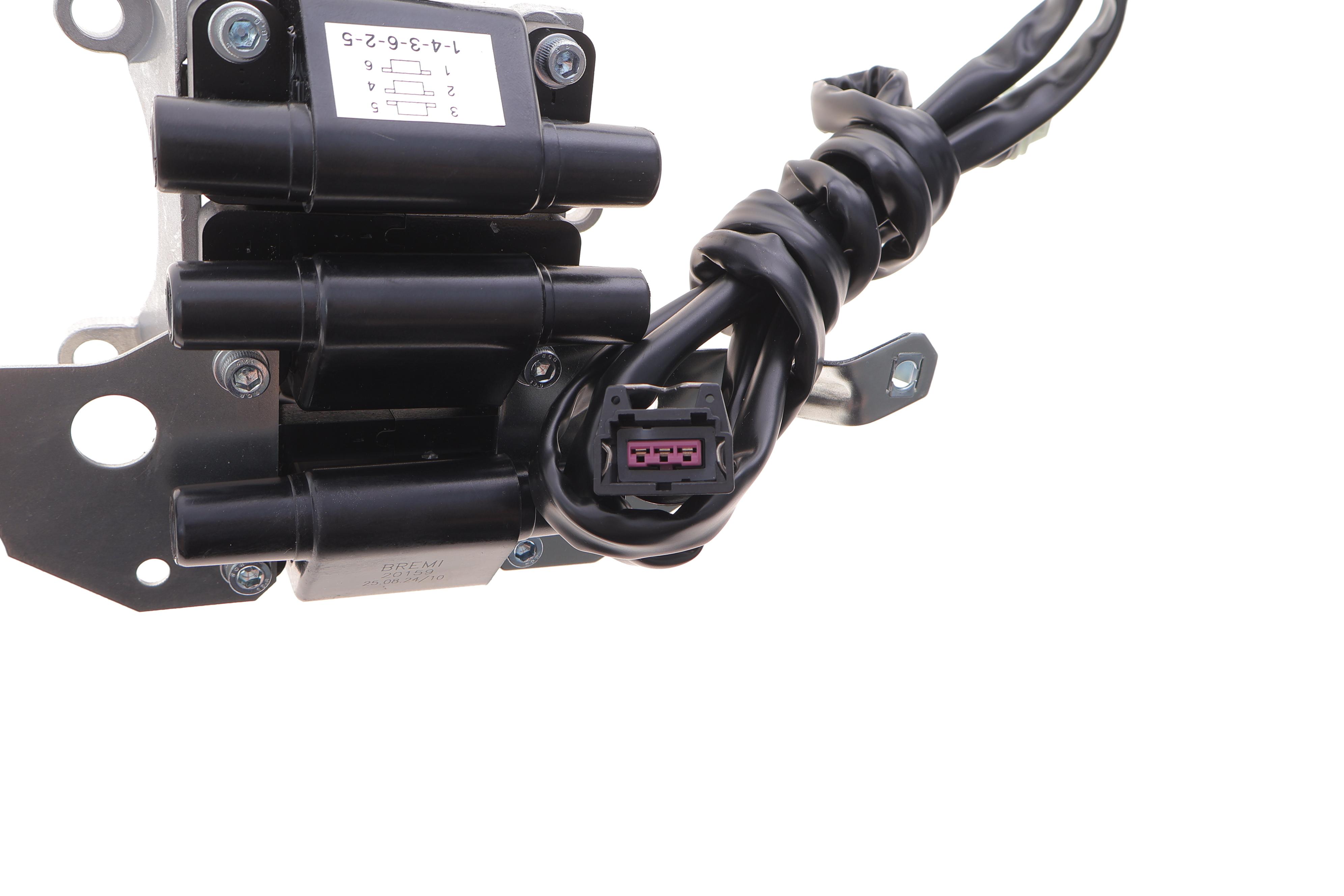 Катушка зажигания Audi A4/A8 94-00