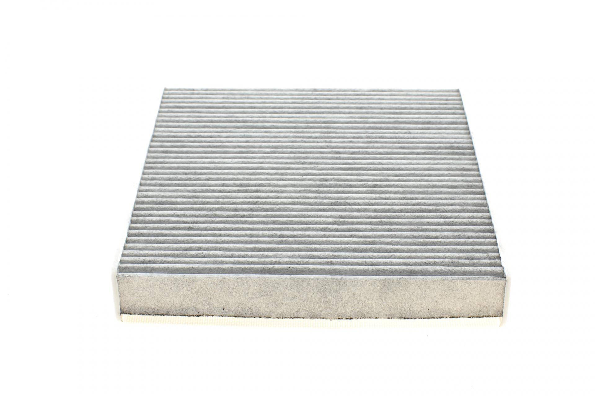 Фільтр салону Skoda Fabia/Roomster/VW Polo 99-10 (вугільний)