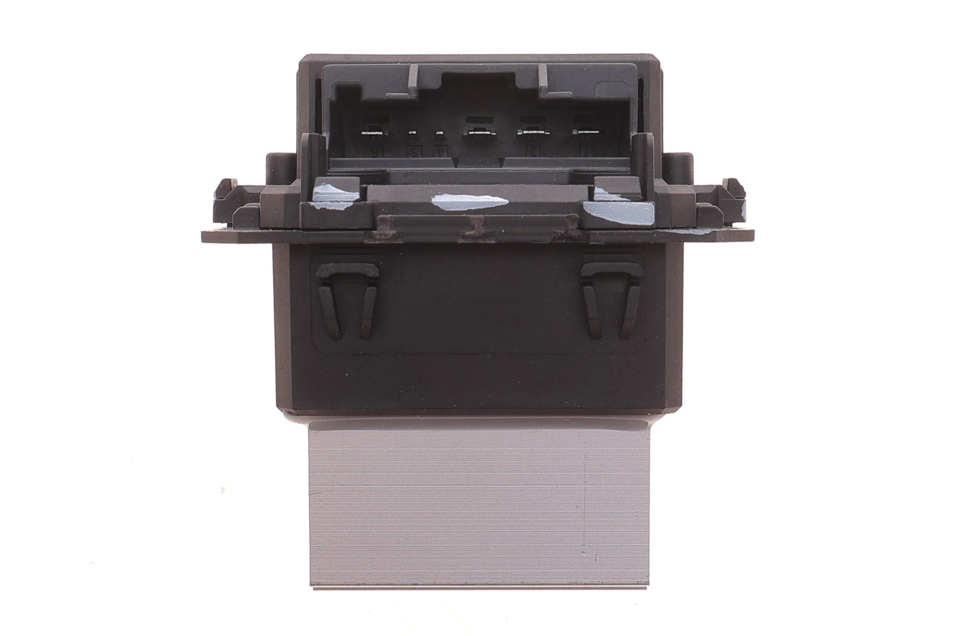 Реостат печки Renault Trafic/Opel Vivaro 01-