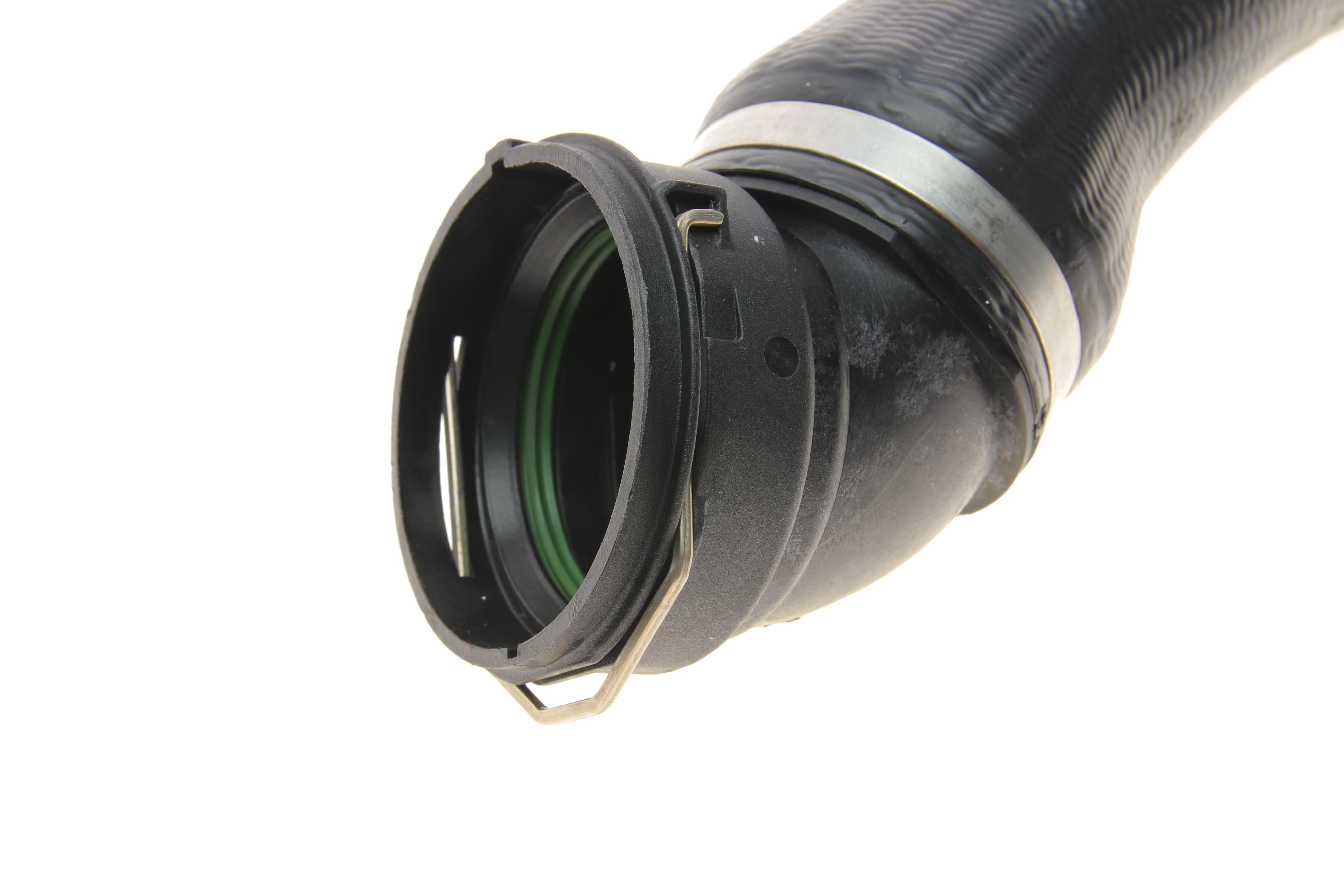 Патрубок интеркулера BMW 5 (E60) 05-09 M47/N47 (R)