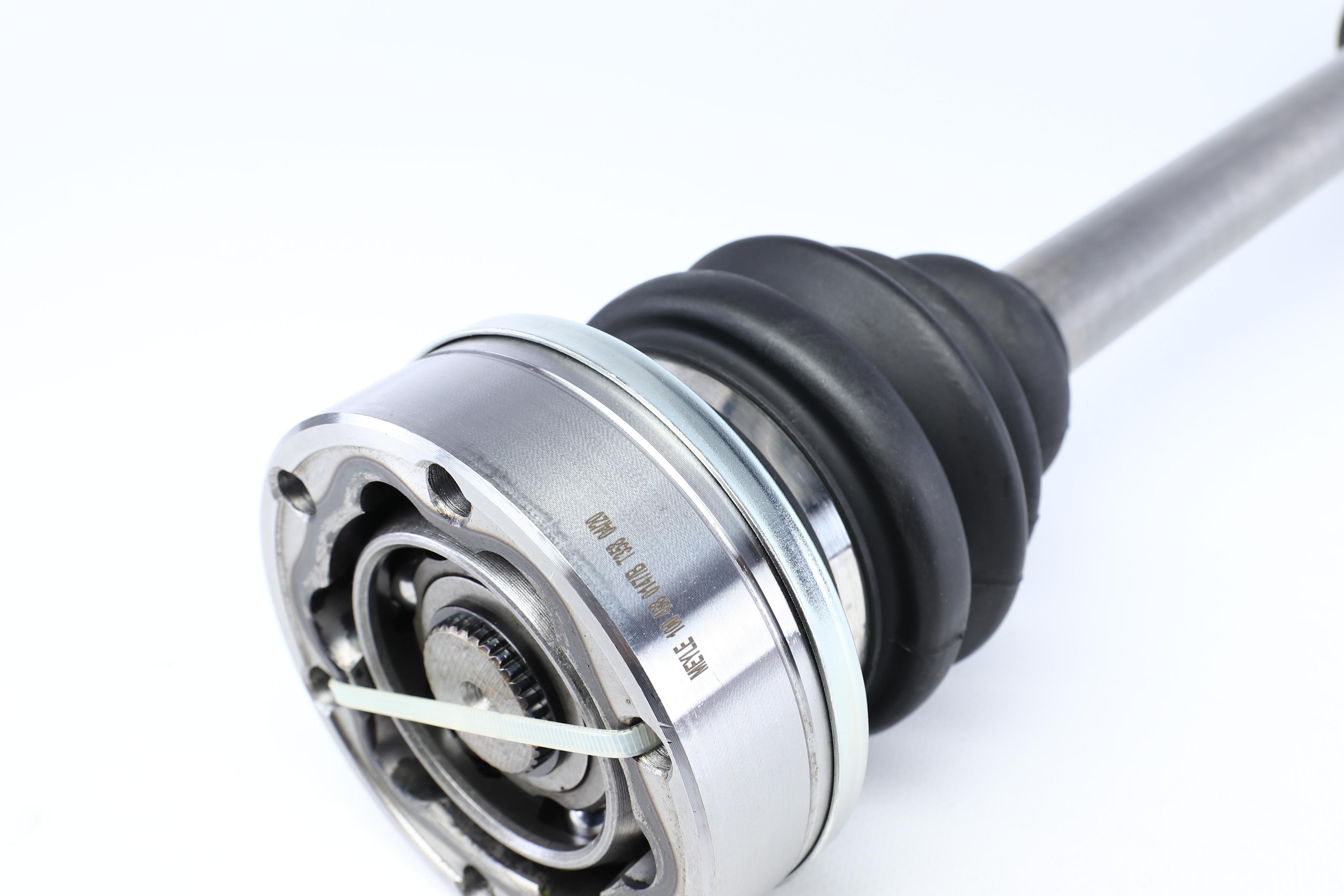 Полуось (передняя) Audi A3/Seat Leon/Skoda Octavia/VW Bora/Golf IV 1.9D 96-10 (L) (557mm)