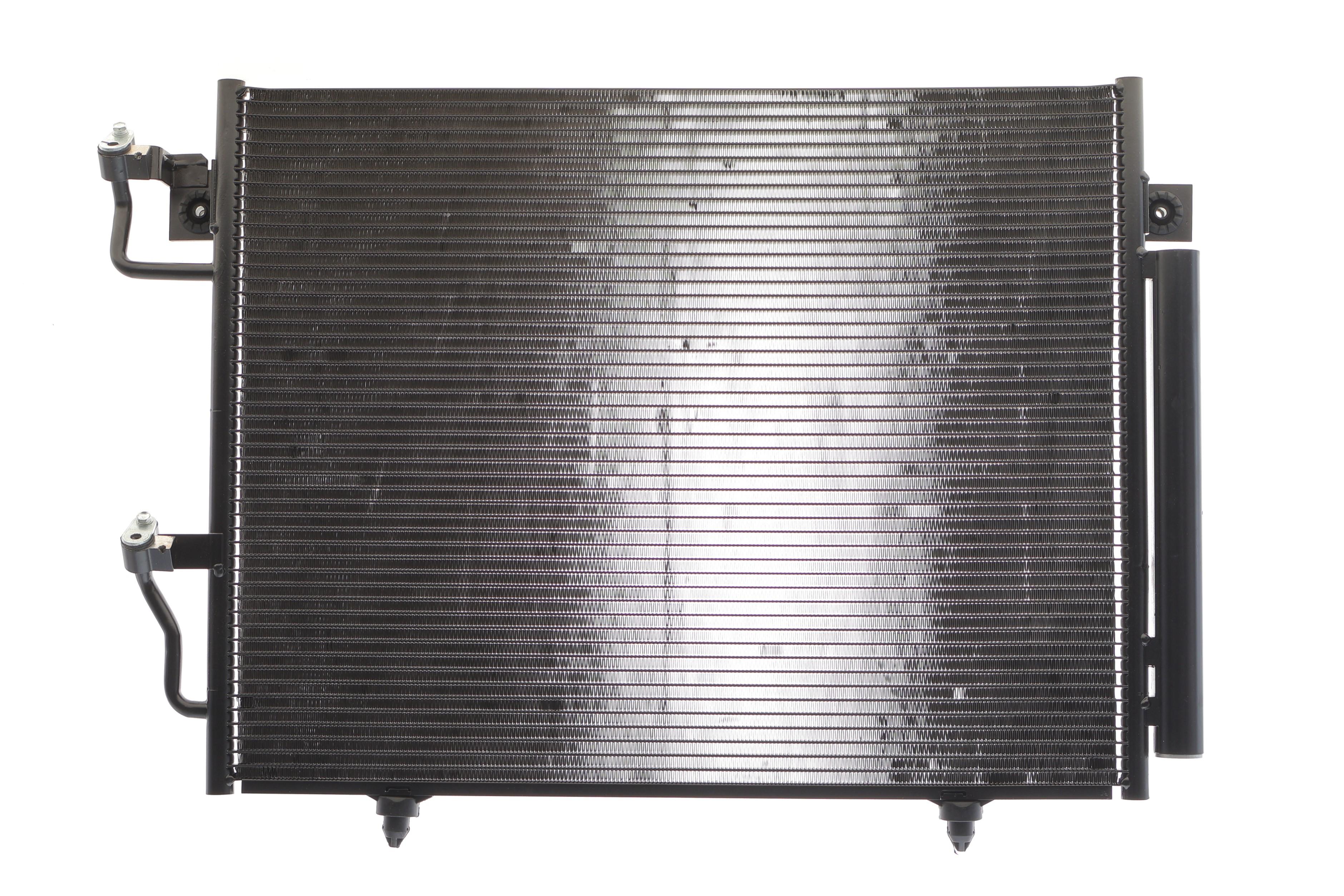 Радиатор кондиционера (с осушителем) Mitsubishi Pajero 00-07