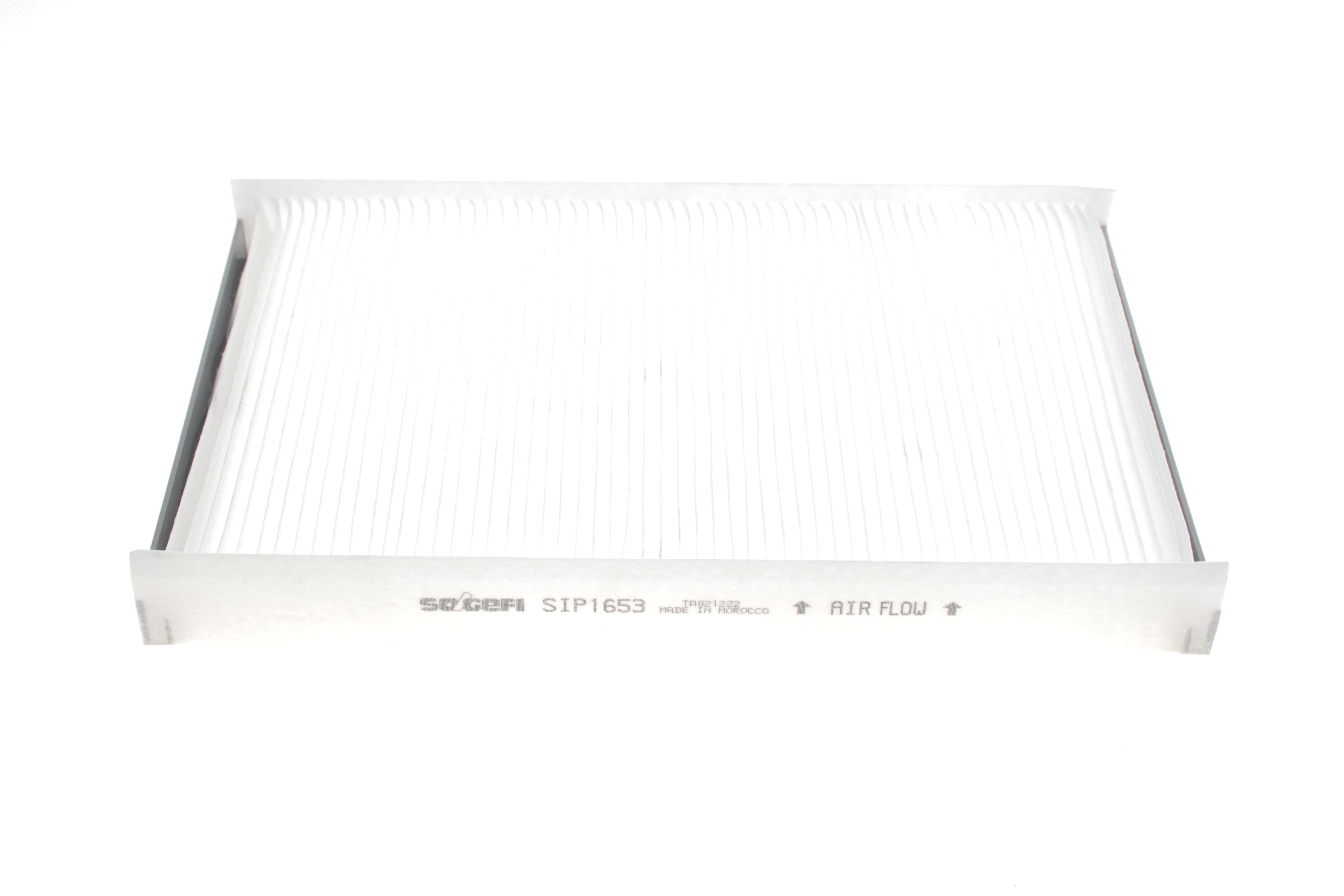 Фильтр салона Audi A6 1.8-2.8 (benzin)/1.9-2.5TDI -05