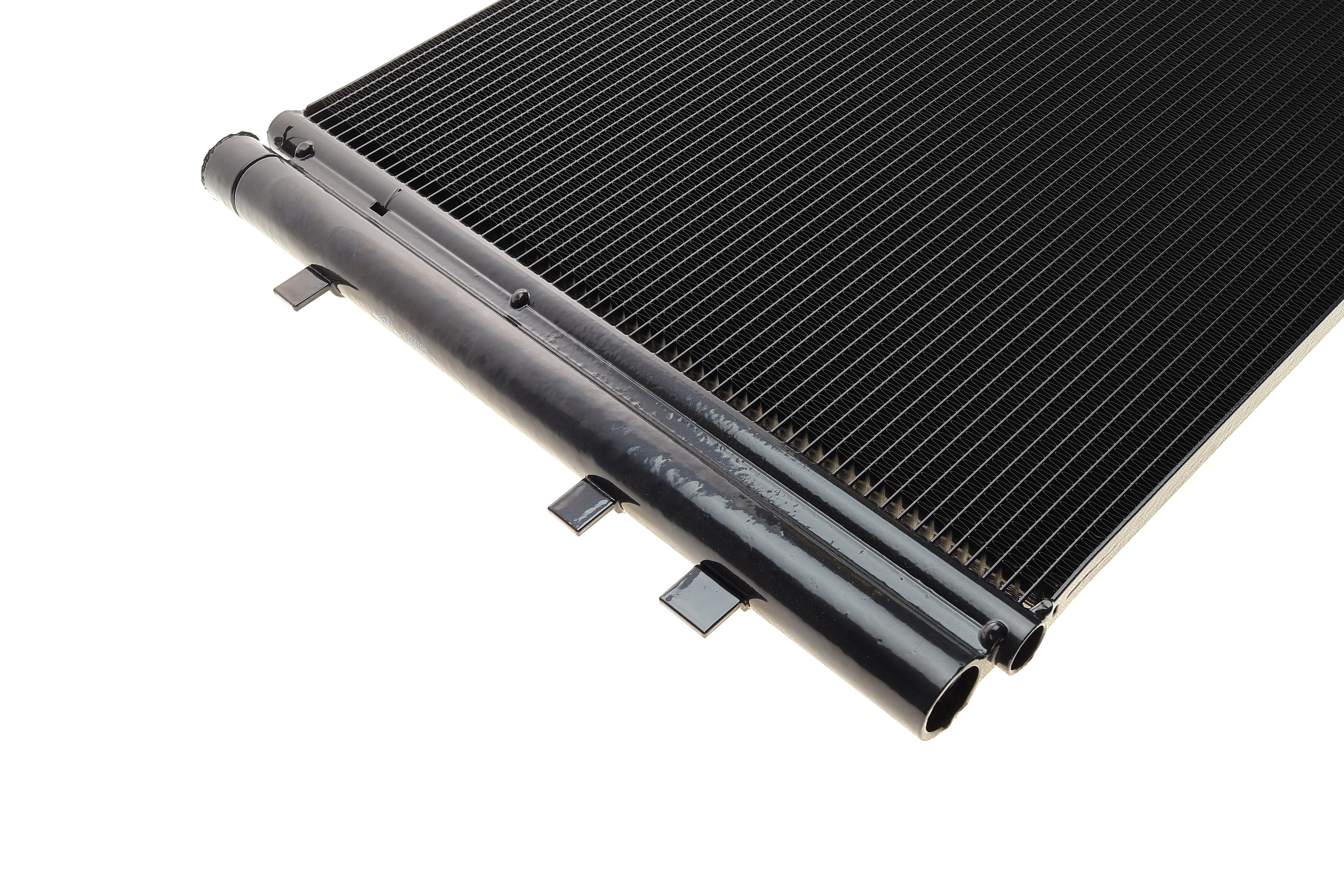 Радіатор кондиціонера BMW X3 (F25)/X4 (F26) 12-18 B47/N20/N47/N52/N55/N57