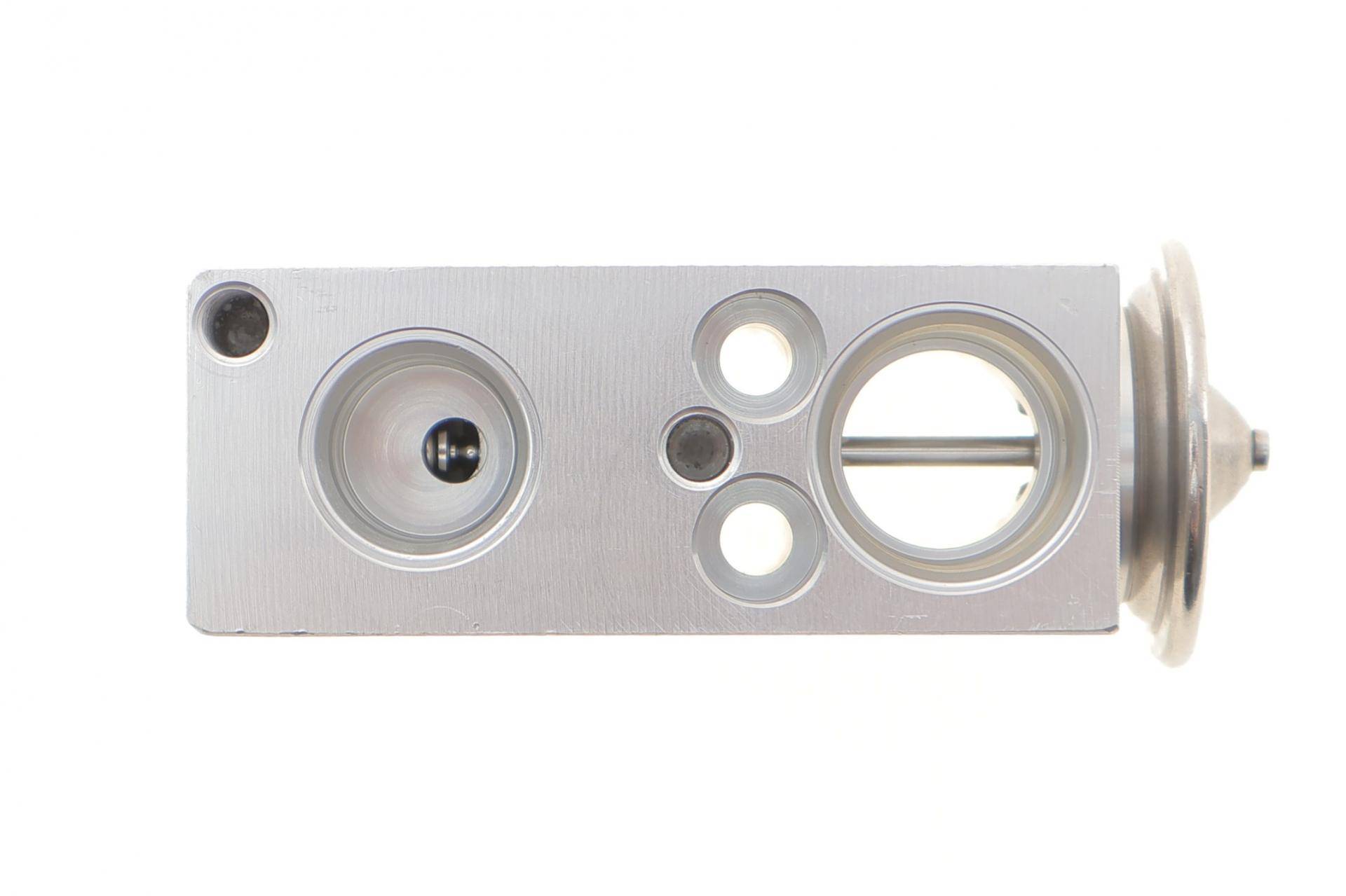 Клапан компресора кондиціонера MB C-class (W204)/E-class (W212) 07-16