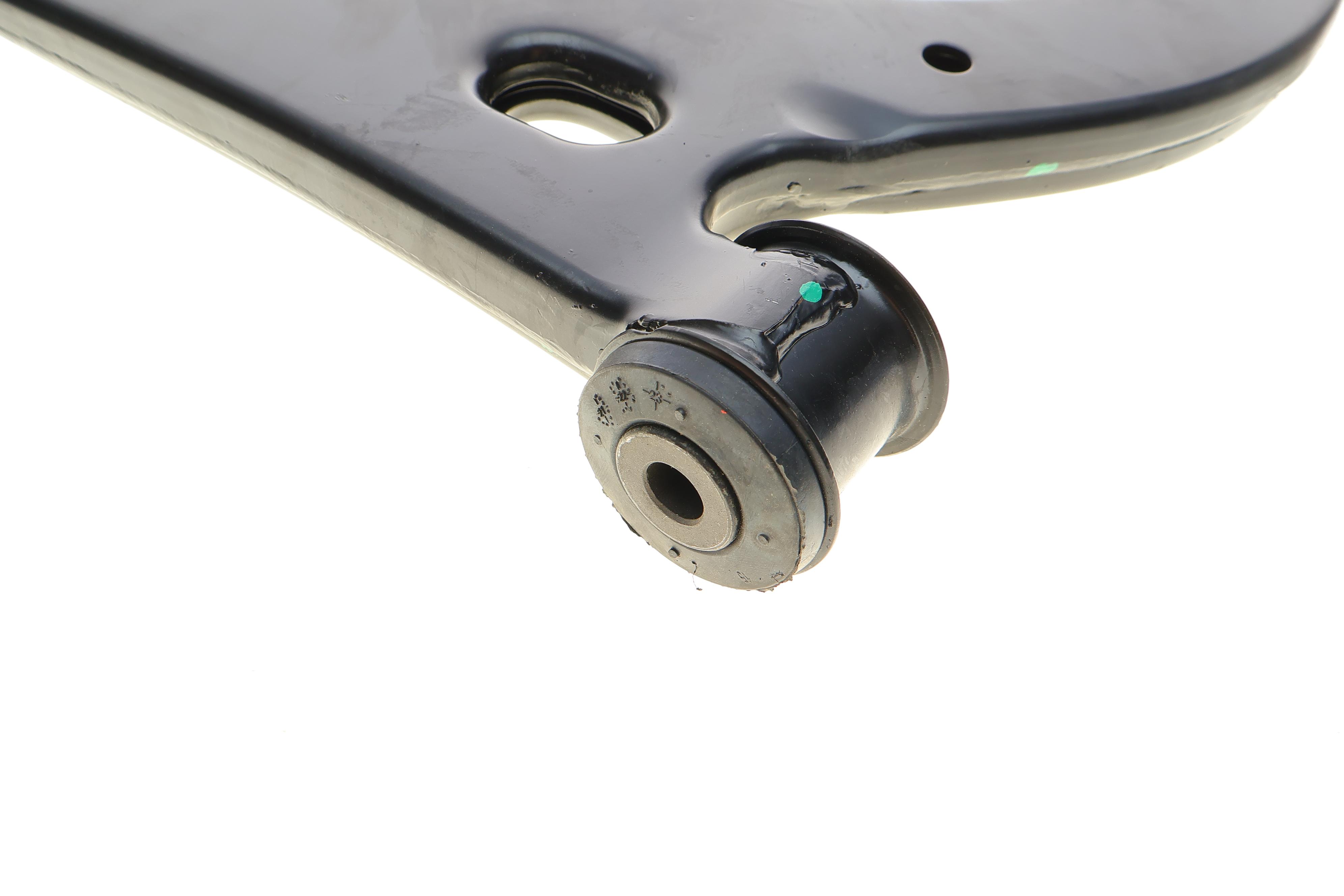 Важіль підвіски (передній) (L) Ford Fiesta/Fusion/Mazda 2 01-12